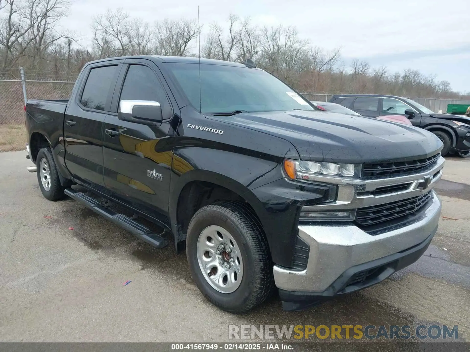 1 Photograph of a damaged car 3GCPWCEDXKG114113 CHEVROLET SILVERADO 1500 2019