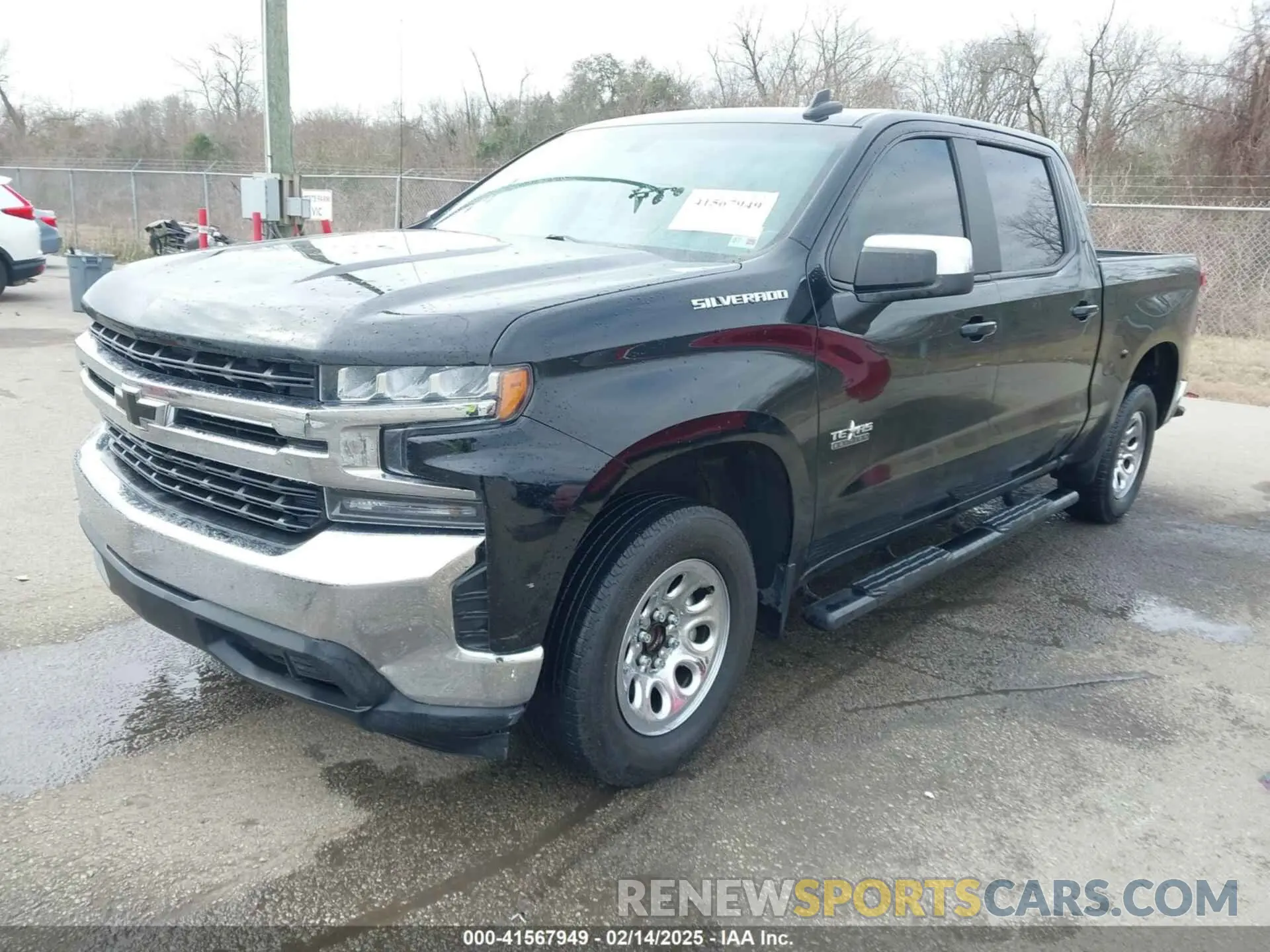 2 Photograph of a damaged car 3GCPWCEDXKG114113 CHEVROLET SILVERADO 1500 2019