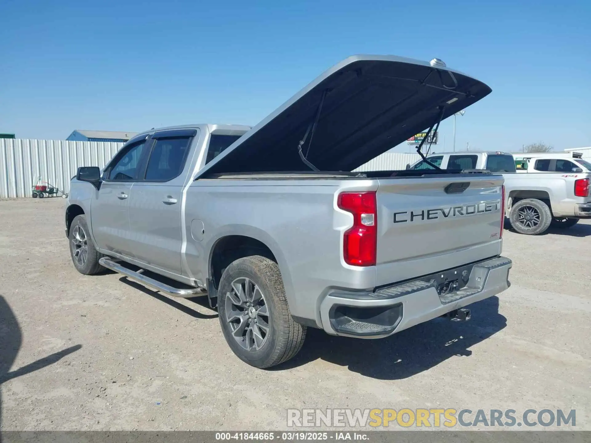 3 Photograph of a damaged car 3GCPWDED6KG242001 CHEVROLET SILVERADO 1500 2019