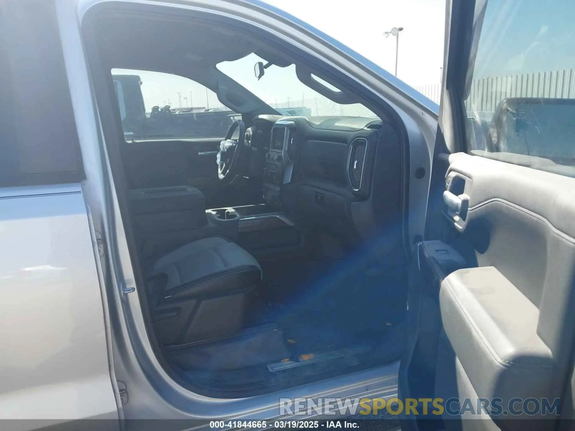 5 Photograph of a damaged car 3GCPWDED6KG242001 CHEVROLET SILVERADO 1500 2019