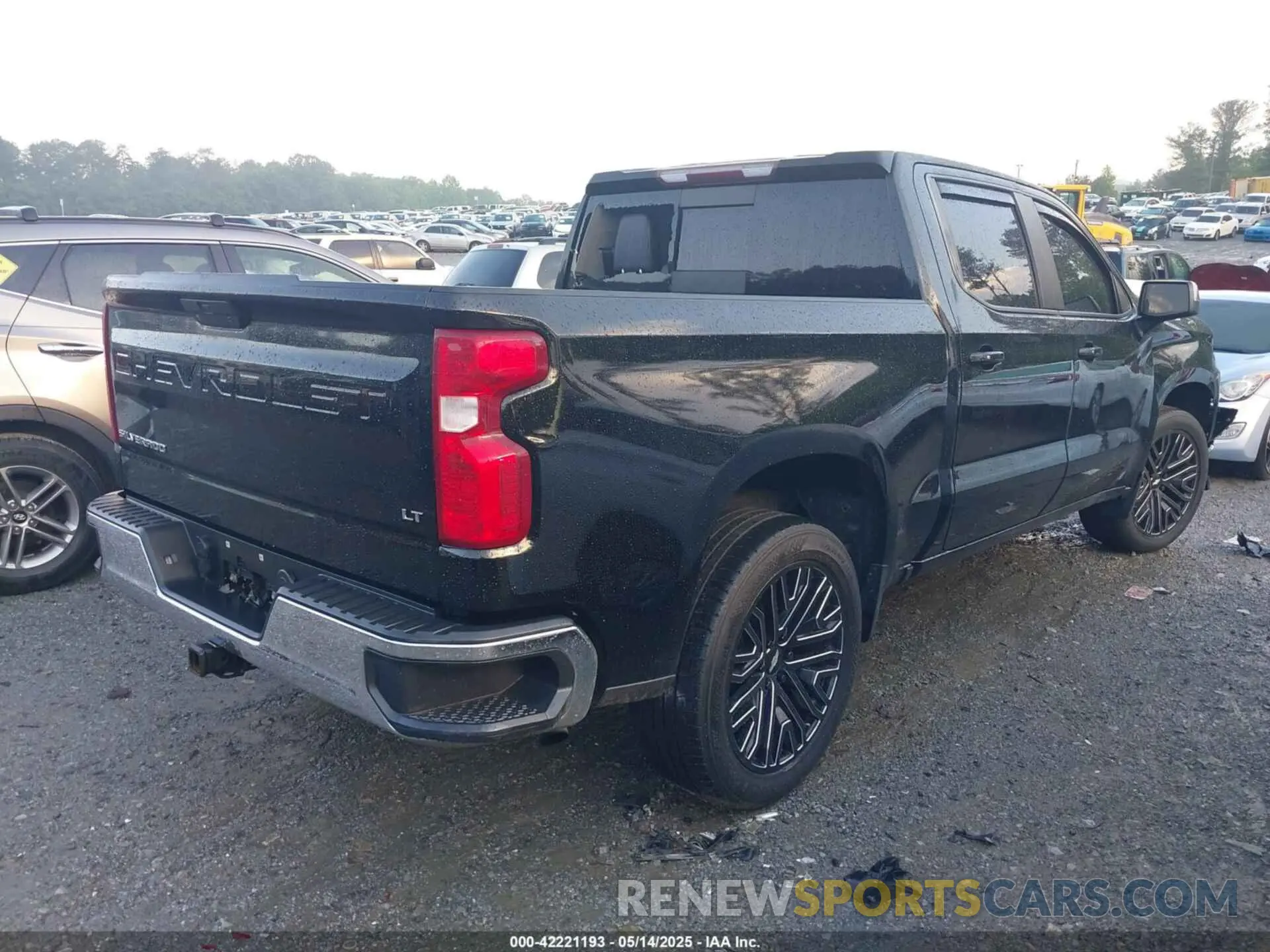 4 Фотография поврежденного автомобиля 3GCUYDED2KG145942 CHEVROLET SILVERADO 1500 2019