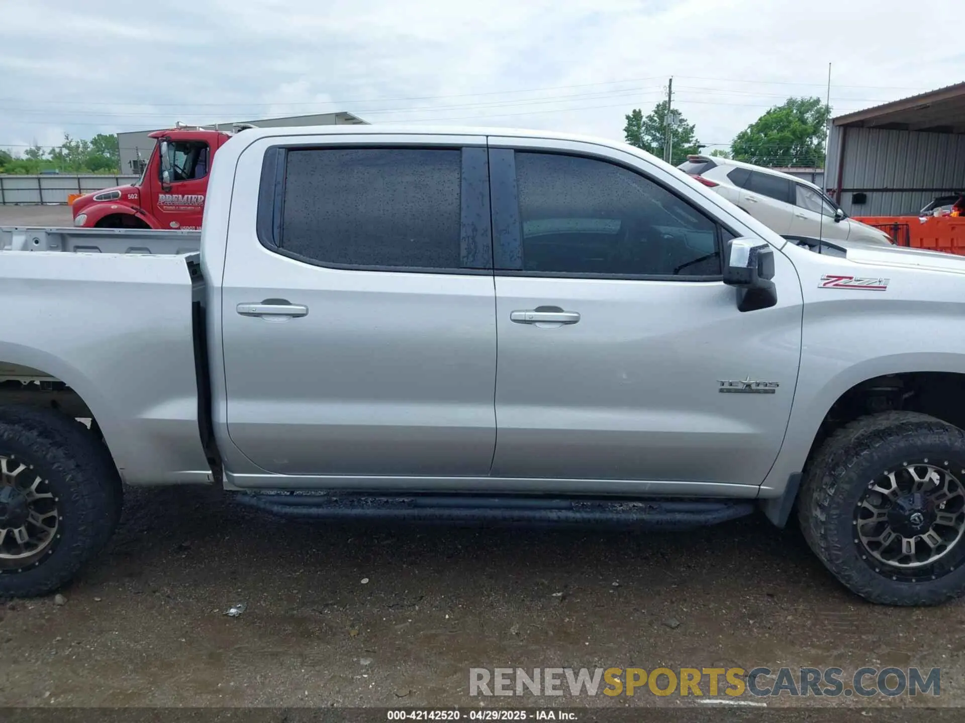14 Фотография поврежденного автомобиля 3GCUYDED8KG155861 CHEVROLET SILVERADO 1500 2019