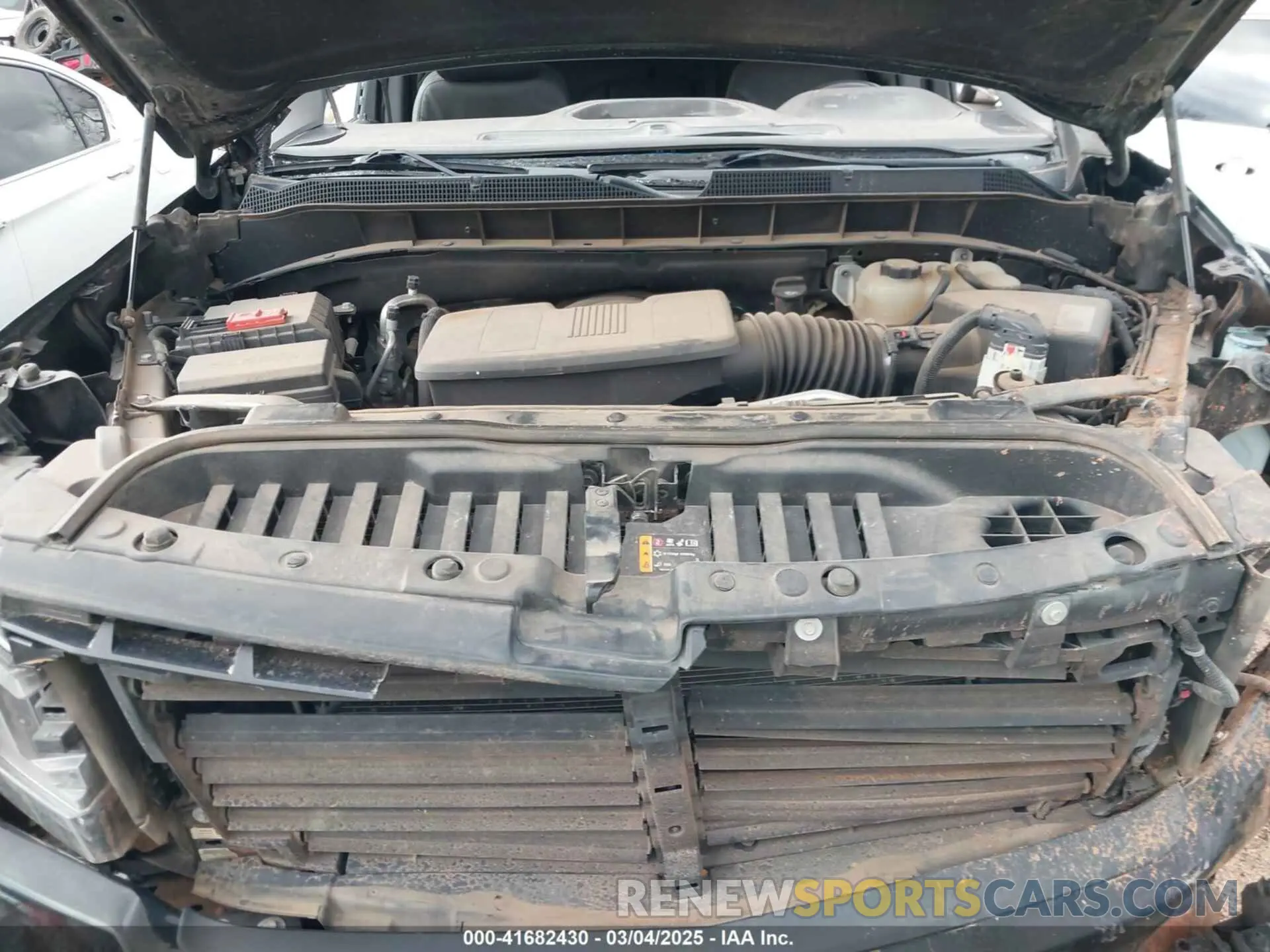 10 Photograph of a damaged car 3GCUYEED9KG101409 CHEVROLET SILVERADO 1500 2019