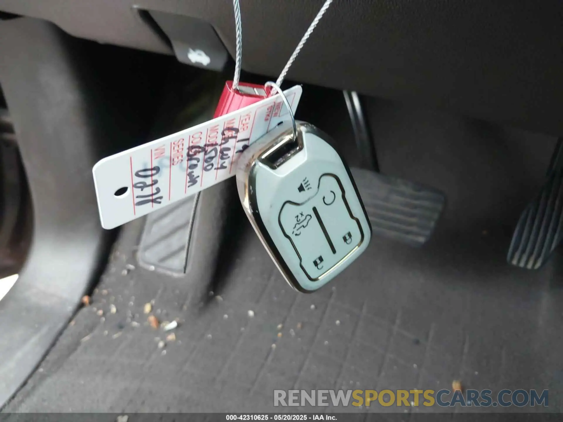 11 Photograph of a damaged car 3GCUYGED9KG190278 CHEVROLET SILVERADO 1500 2019