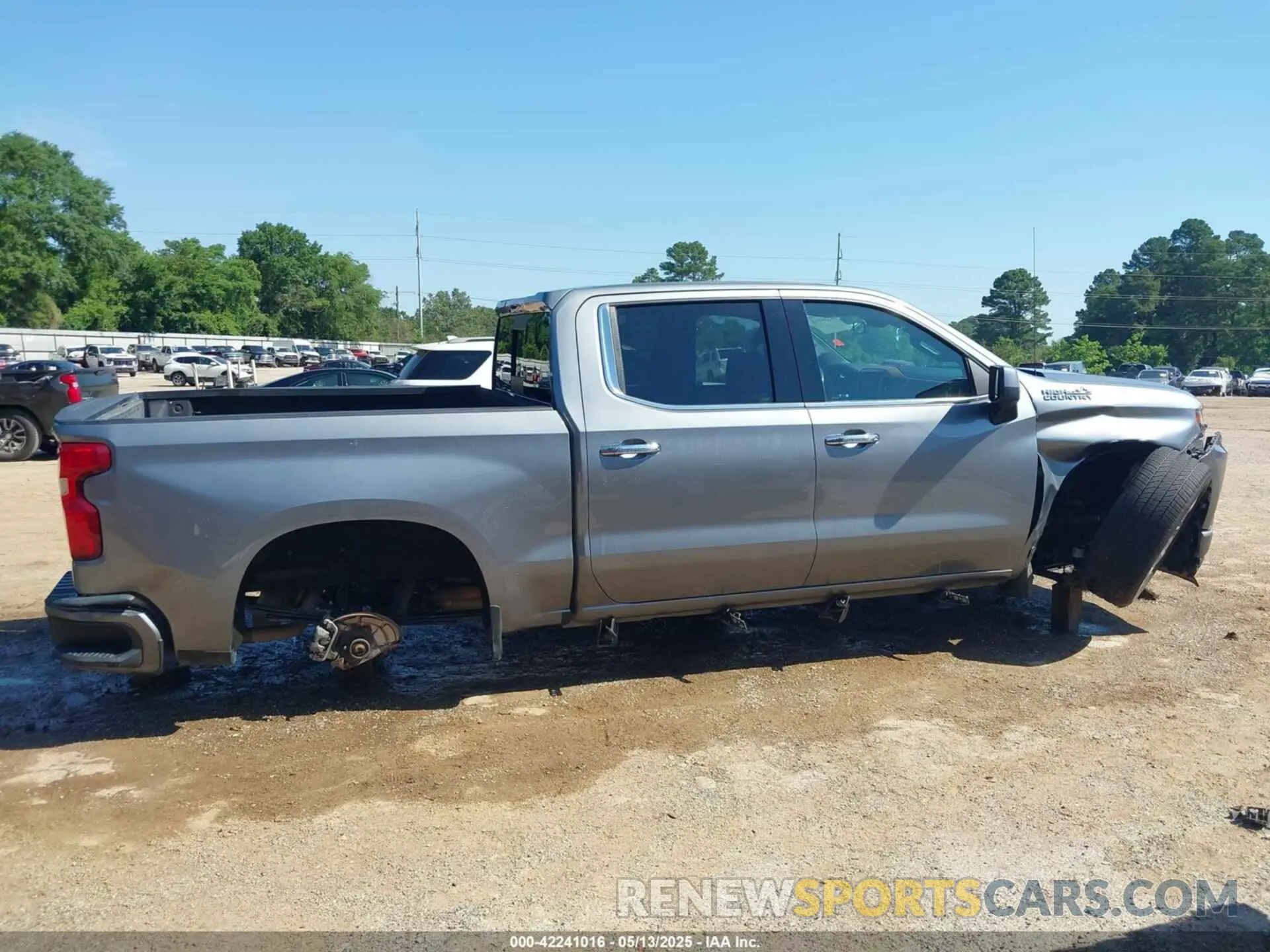 14 Фотография поврежденного автомобиля 3GCUYHED2KG168984 CHEVROLET SILVERADO 1500 2019