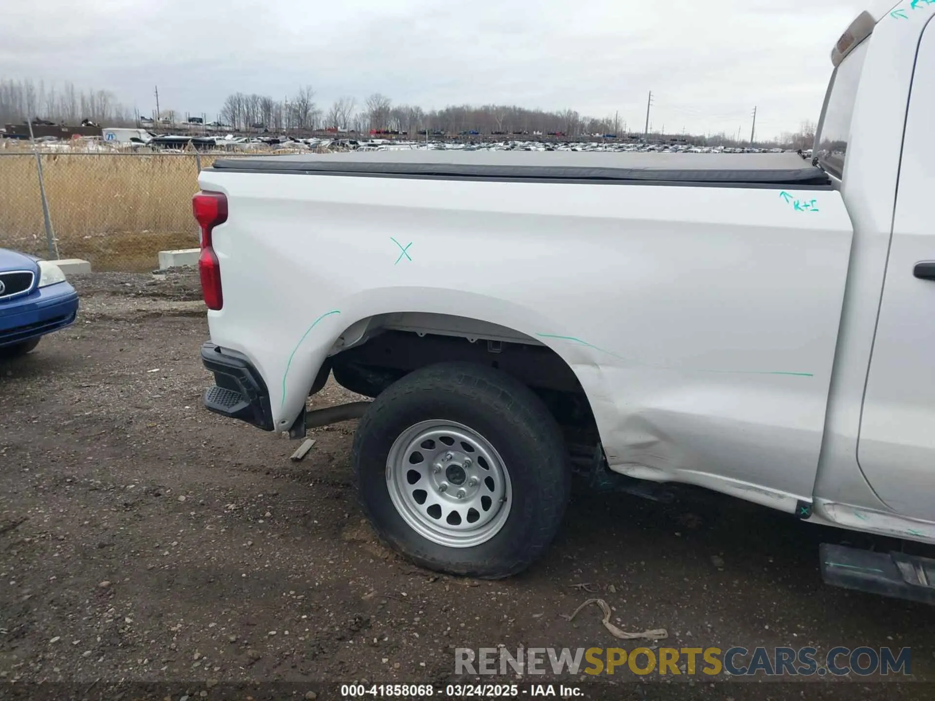 17 Photograph of a damaged car 1GCPWAEH8LZ282549 CHEVROLET SILVERADO 1500 2020