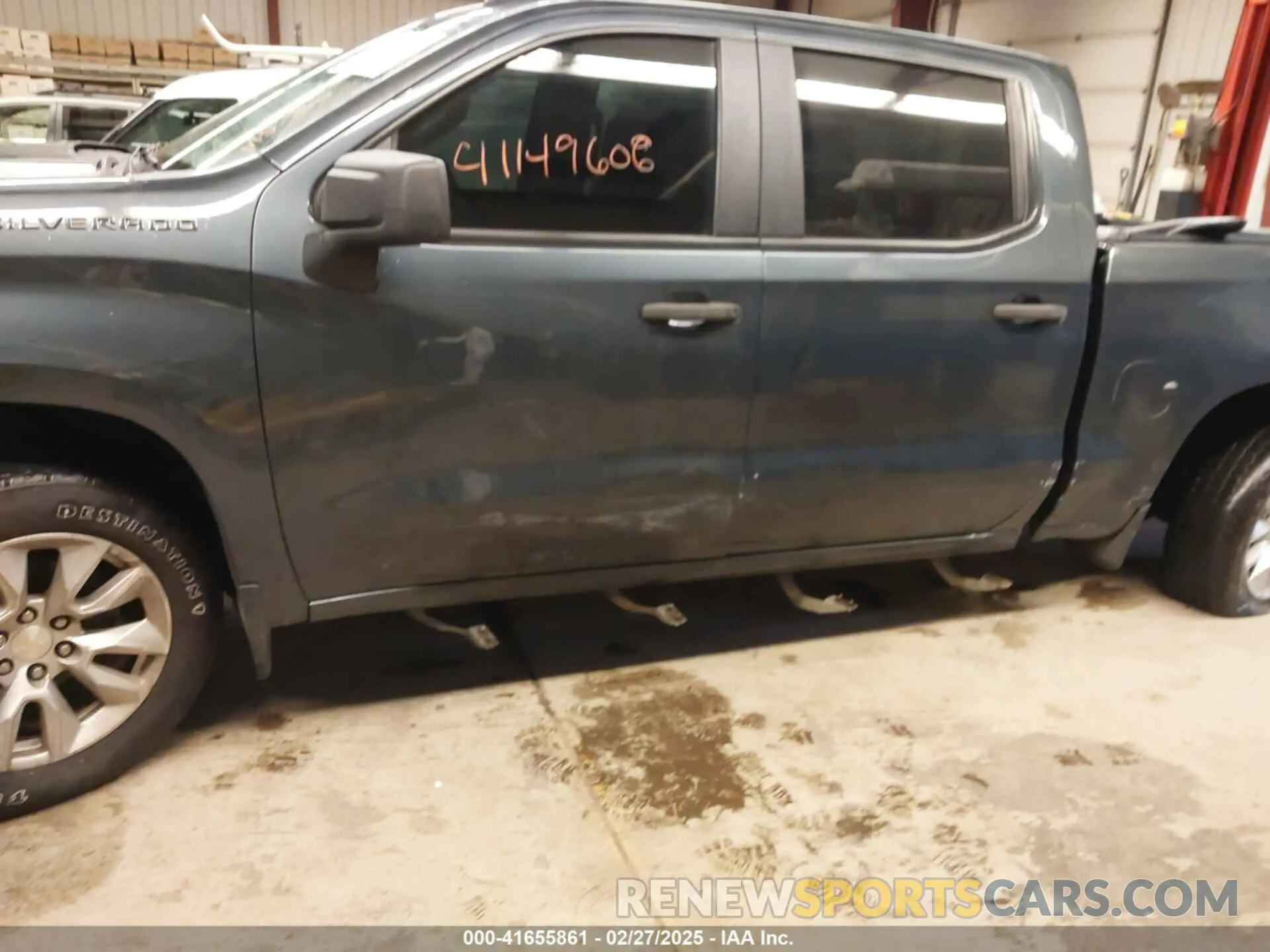 6 Photograph of a damaged car 1GCPYBEK2LZ272823 CHEVROLET SILVERADO 1500 2020