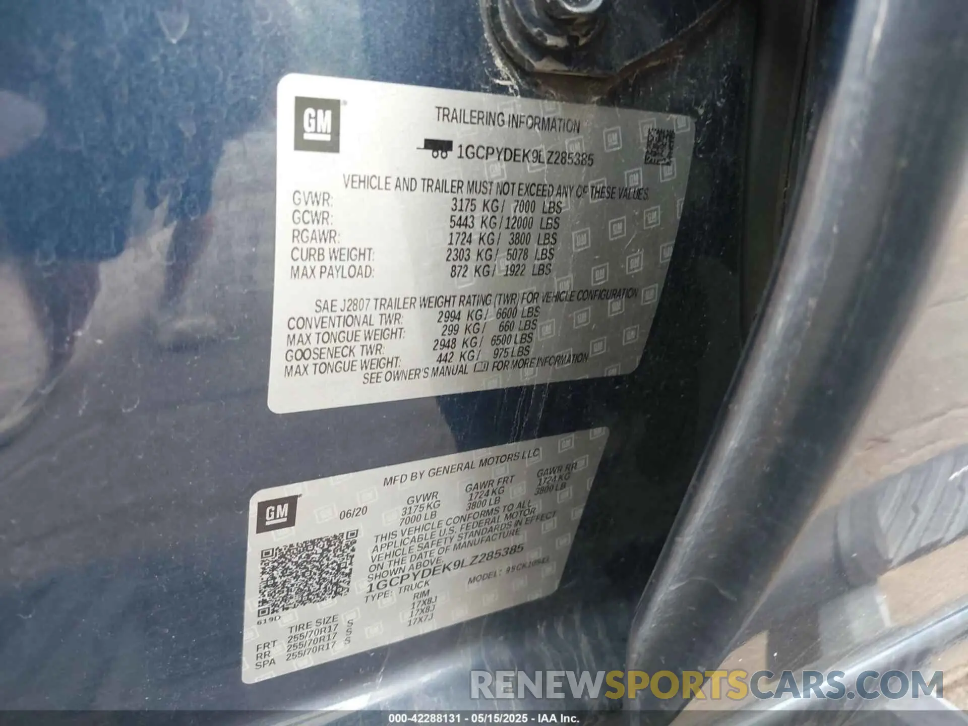 9 Photograph of a damaged car 1GCPYDEK9LZ285385 CHEVROLET SILVERADO 1500 2020