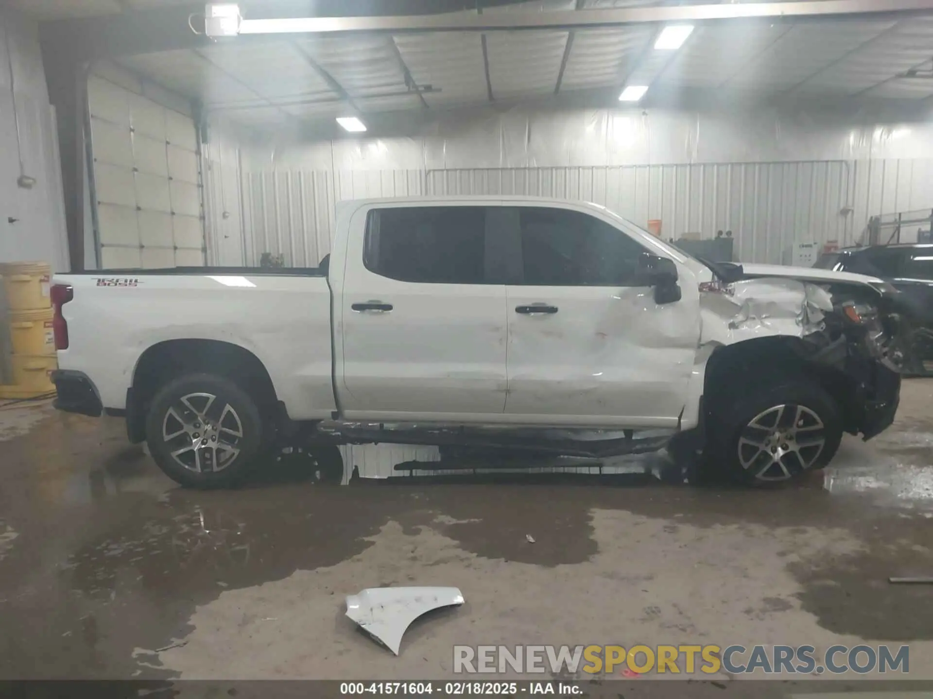 14 Photograph of a damaged car 1GCPYFED6LZ209619 CHEVROLET SILVERADO 1500 2020