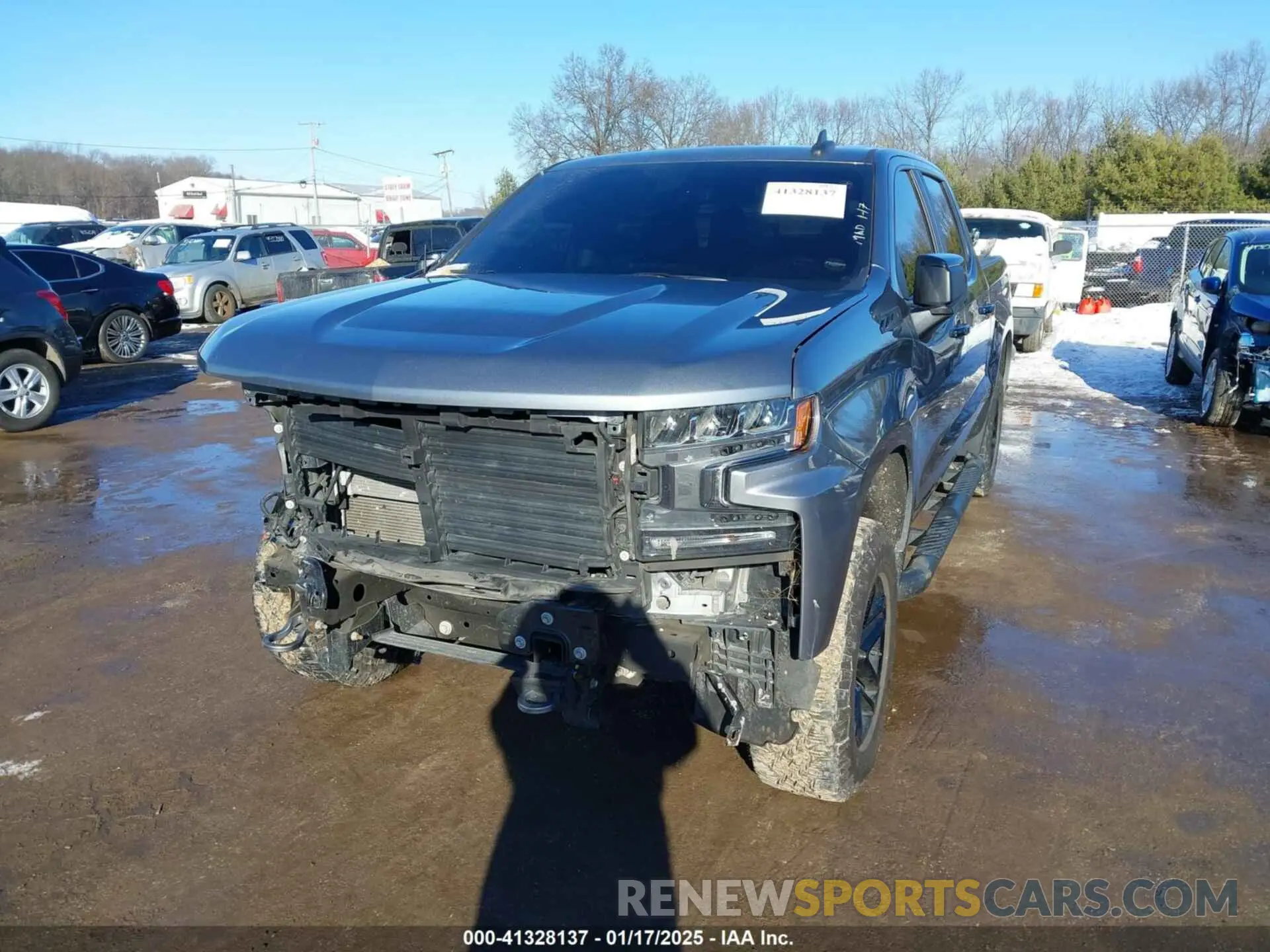 2 Фотография поврежденного автомобиля 1GCPYFED8LZ376175 CHEVROLET SILVERADO 1500 2020