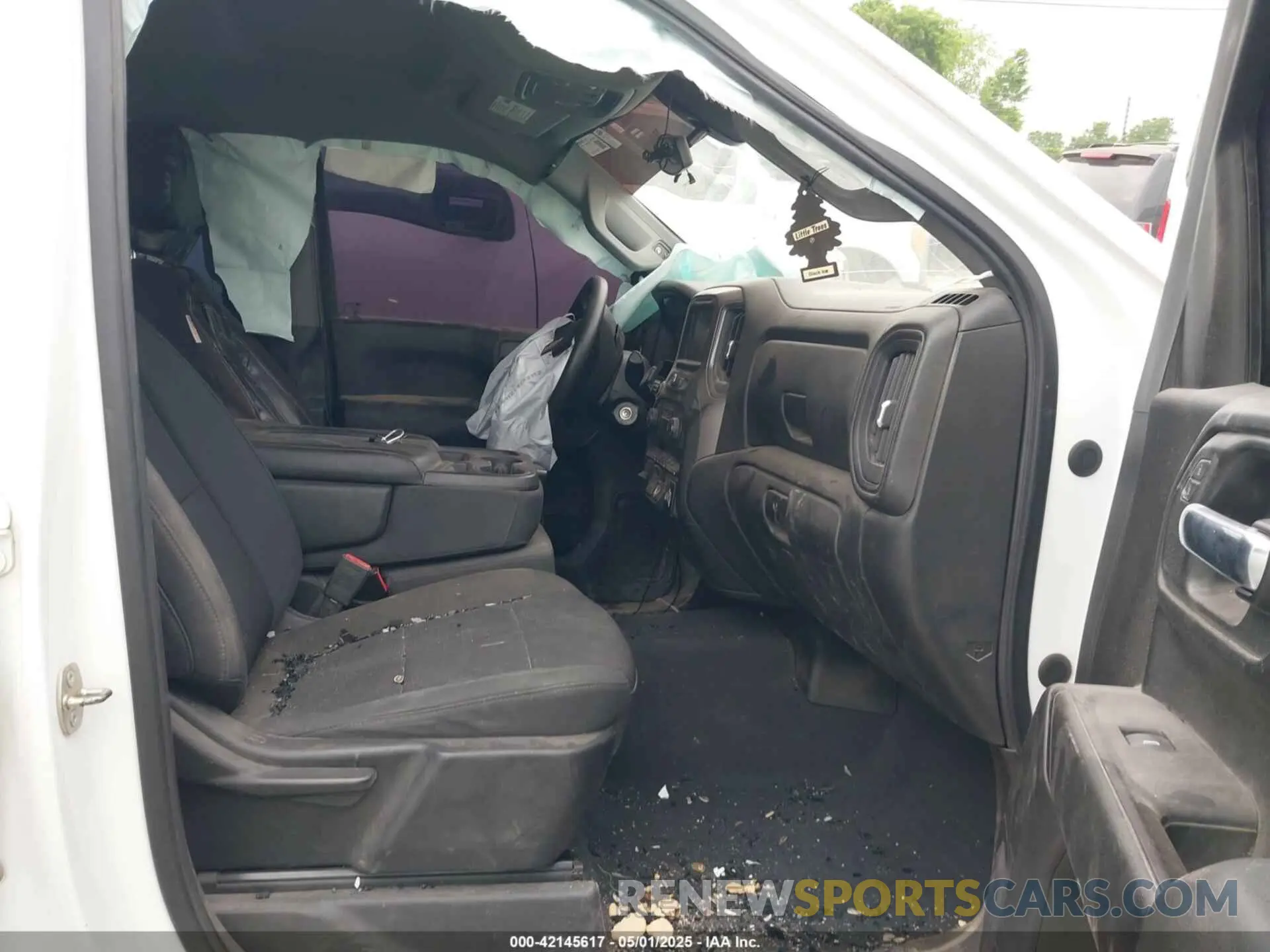 5 Photograph of a damaged car 1GCRWAEF0LZ235619 CHEVROLET SILVERADO 1500 2020