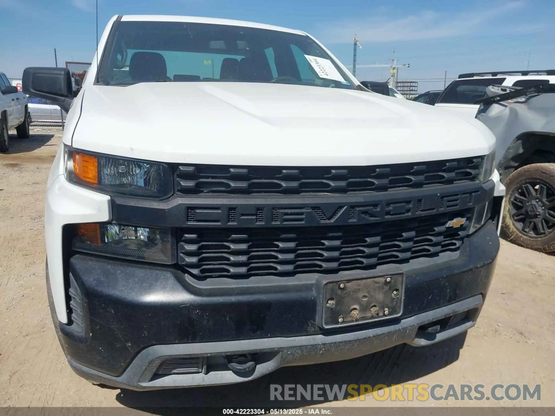 12 Photograph of a damaged car 1GCRYAEF1LZ176641 CHEVROLET SILVERADO 1500 2020