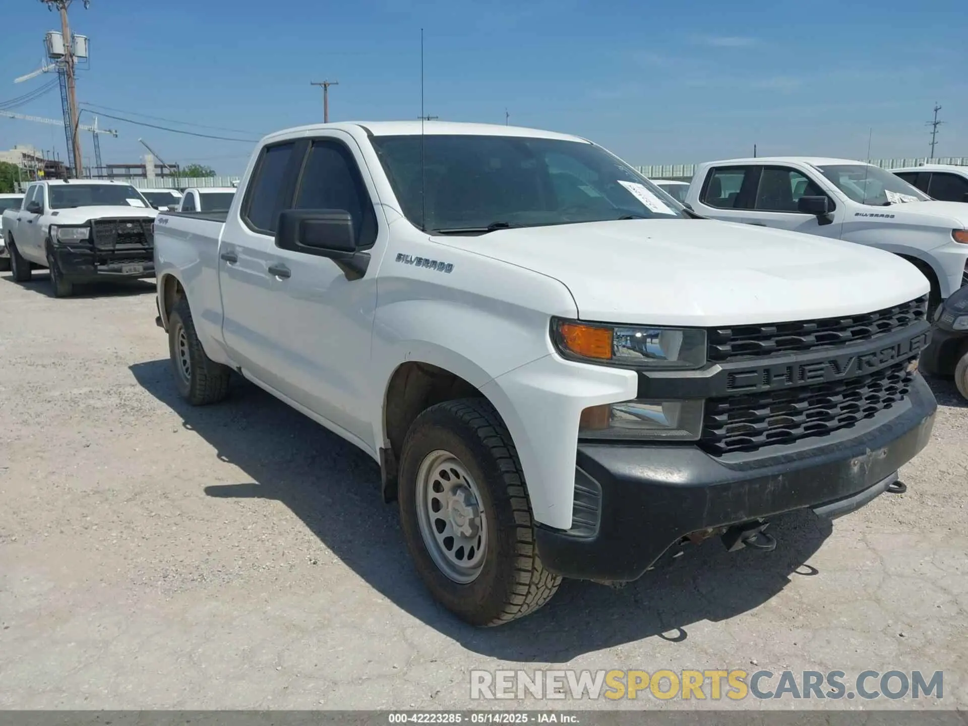 1 Фотография поврежденного автомобиля 1GCRYAEF1LZ177031 CHEVROLET SILVERADO 1500 2020