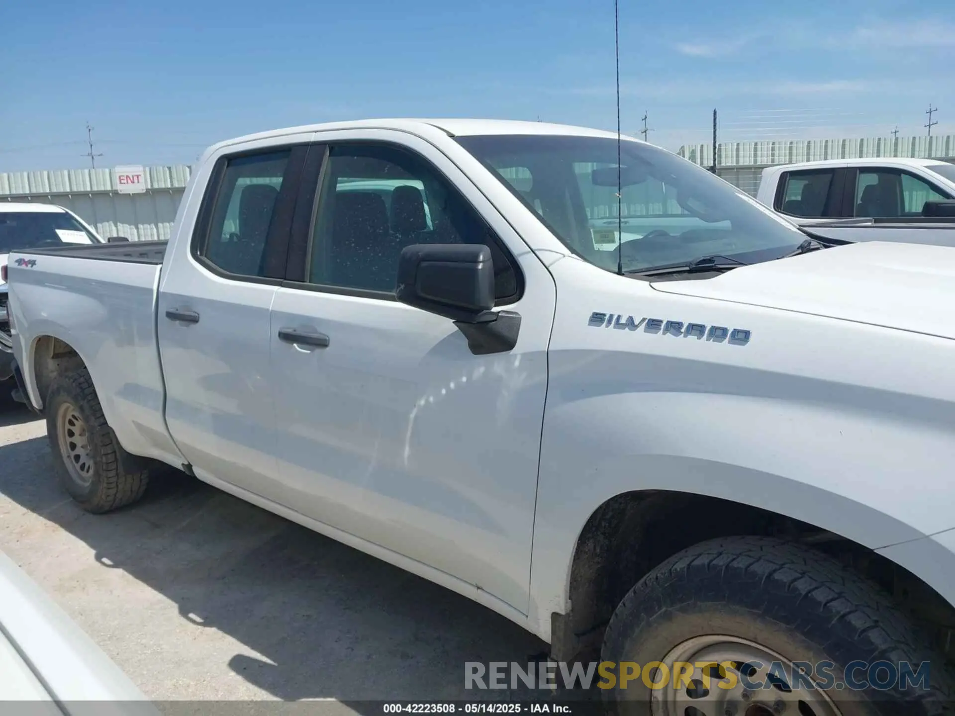 13 Photograph of a damaged car 1GCRYAEF3LZ178343 CHEVROLET SILVERADO 1500 2020