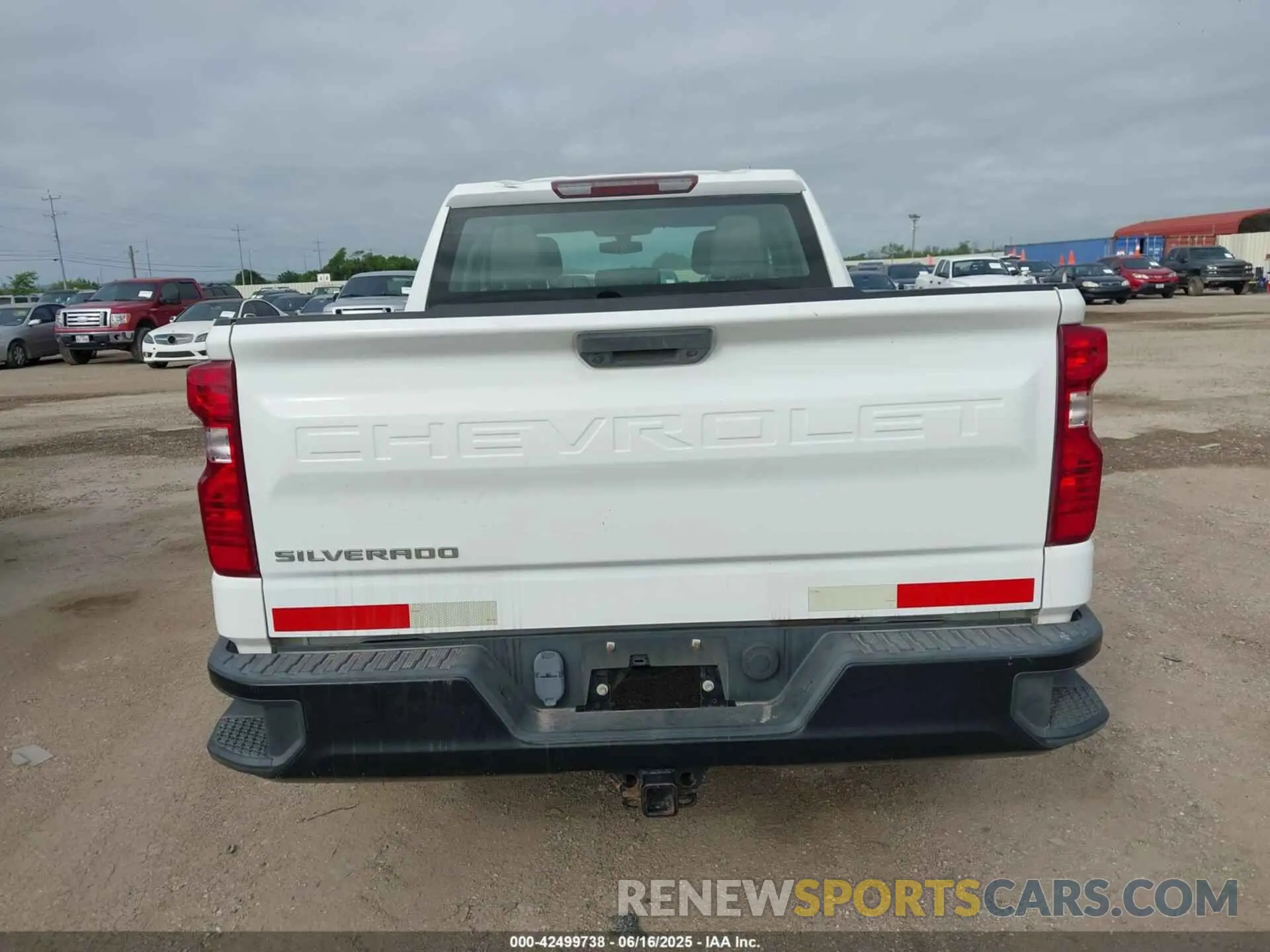 16 Photograph of a damaged car 1GCRYAEF5LZ176626 CHEVROLET SILVERADO 1500 2020