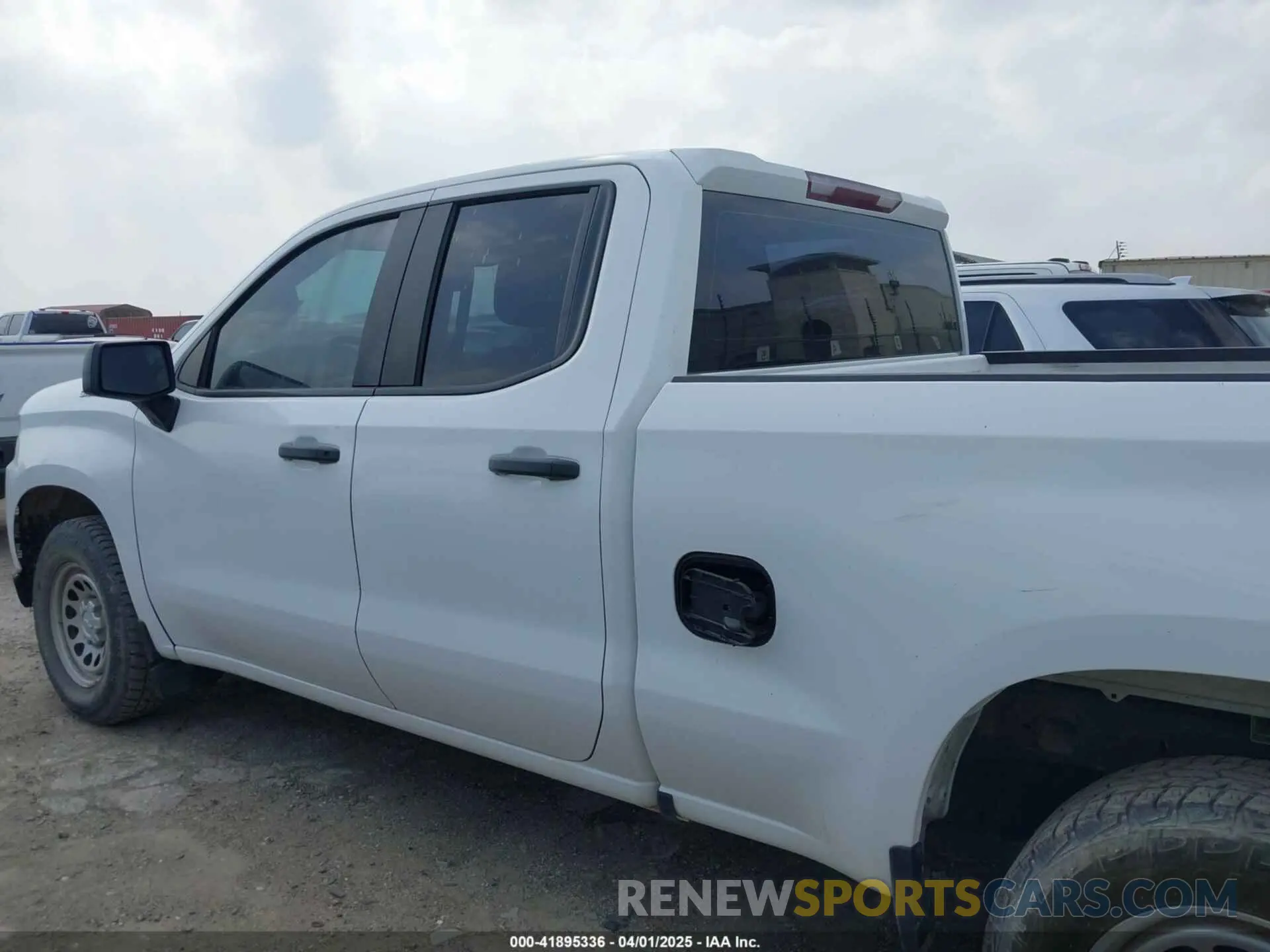 14 Photograph of a damaged car 1GCRYAEF7LZ176515 CHEVROLET SILVERADO 1500 2020