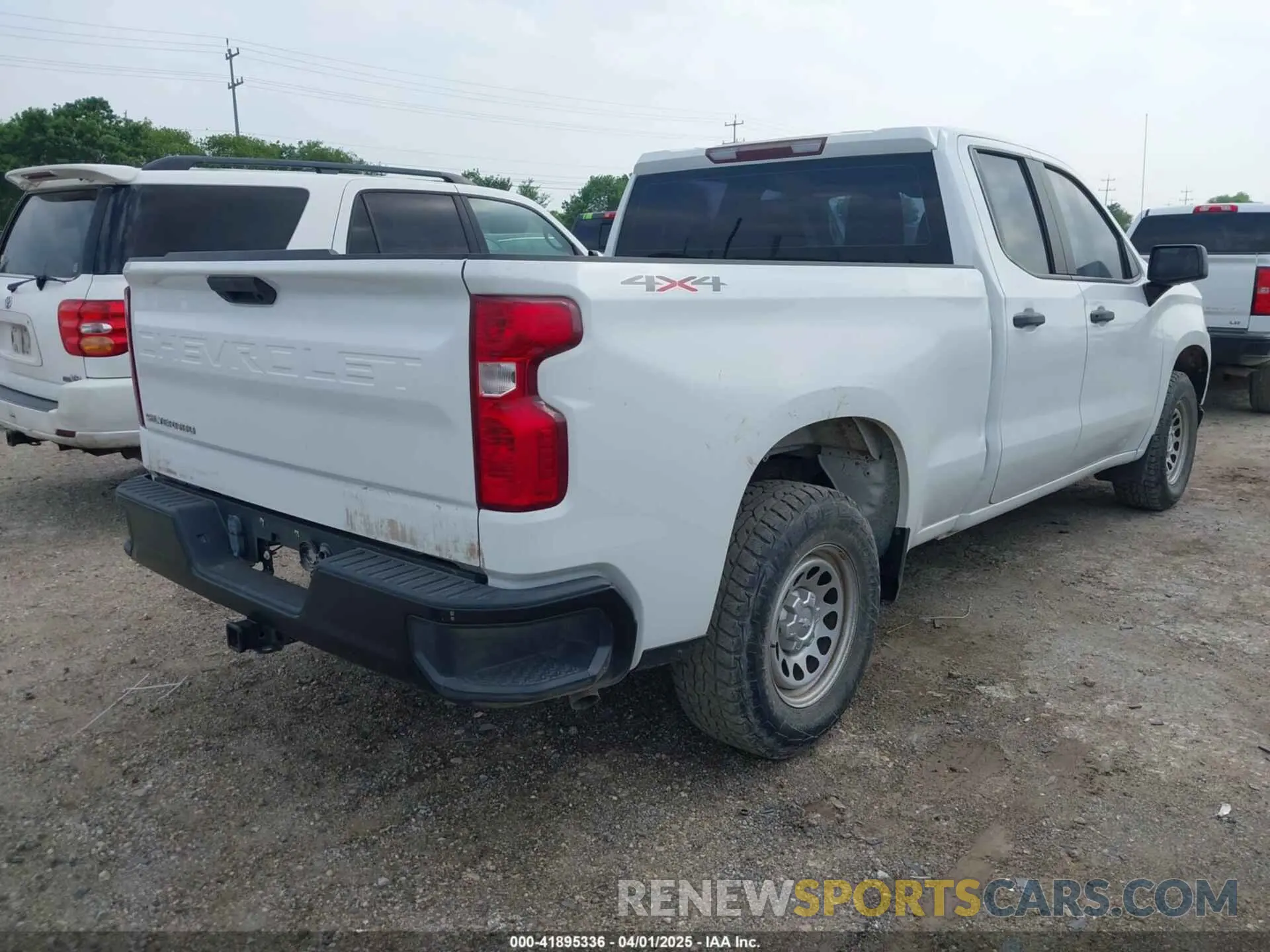4 Photograph of a damaged car 1GCRYAEF7LZ176515 CHEVROLET SILVERADO 1500 2020