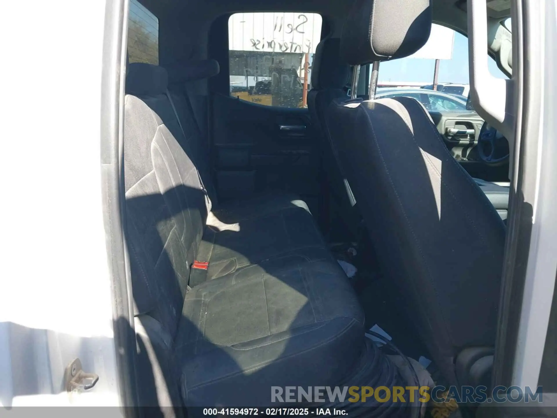 8 Photograph of a damaged car 1GCRYAEF8LZ177687 CHEVROLET SILVERADO 1500 2020