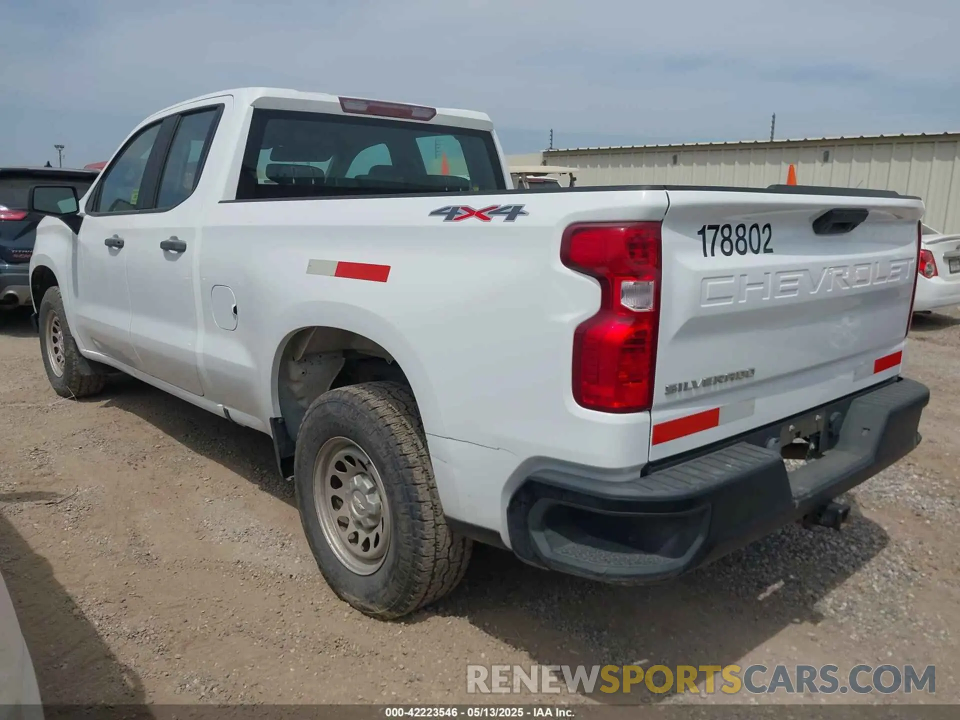 3 Photograph of a damaged car 1GCRYAEF9LZ178802 CHEVROLET SILVERADO 1500 2020