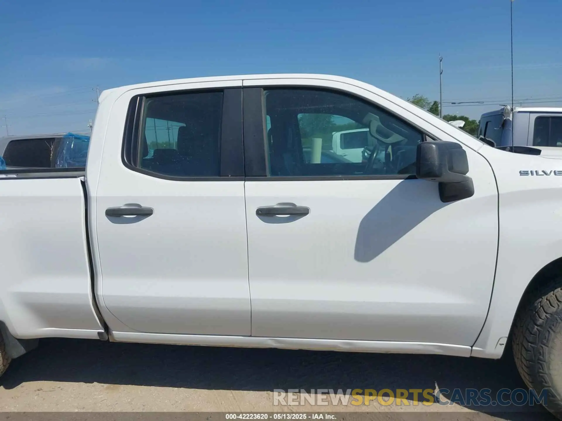 13 Photograph of a damaged car 1GCRYAEFXLZ178453 CHEVROLET SILVERADO 1500 2020