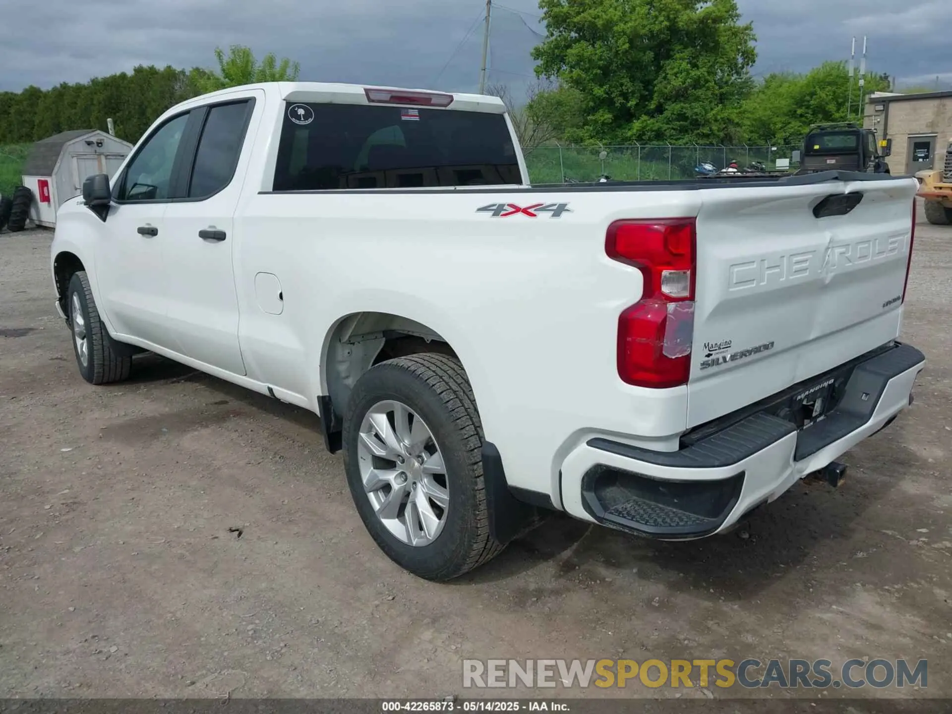 3 Photograph of a damaged car 1GCRYBEF0LZ290619 CHEVROLET SILVERADO 1500 2020