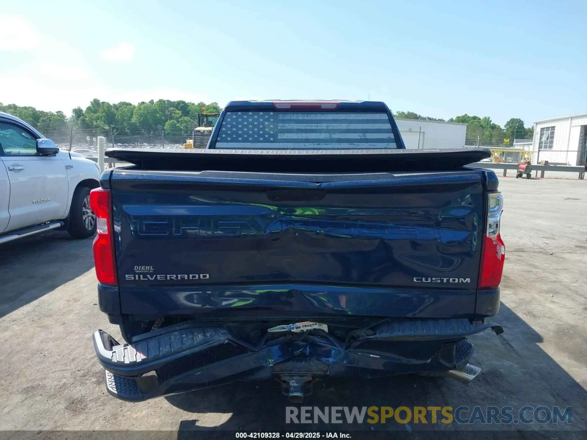 16 Фотография поврежденного автомобиля 1GCRYBEH0LZ337679 CHEVROLET SILVERADO 1500 2020
