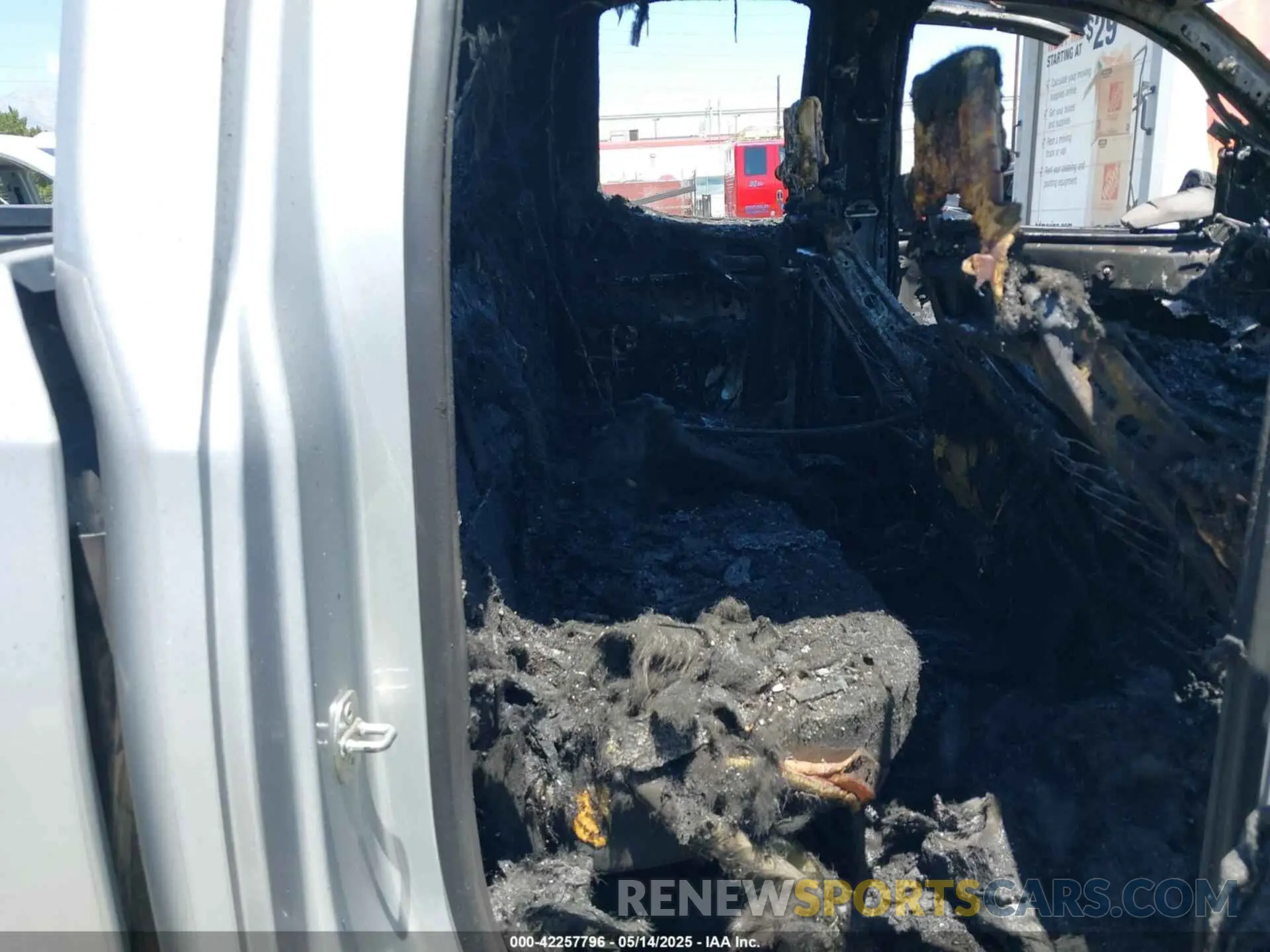 8 Photograph of a damaged car 1GCRYDED3LZ170940 CHEVROLET SILVERADO 1500 2020