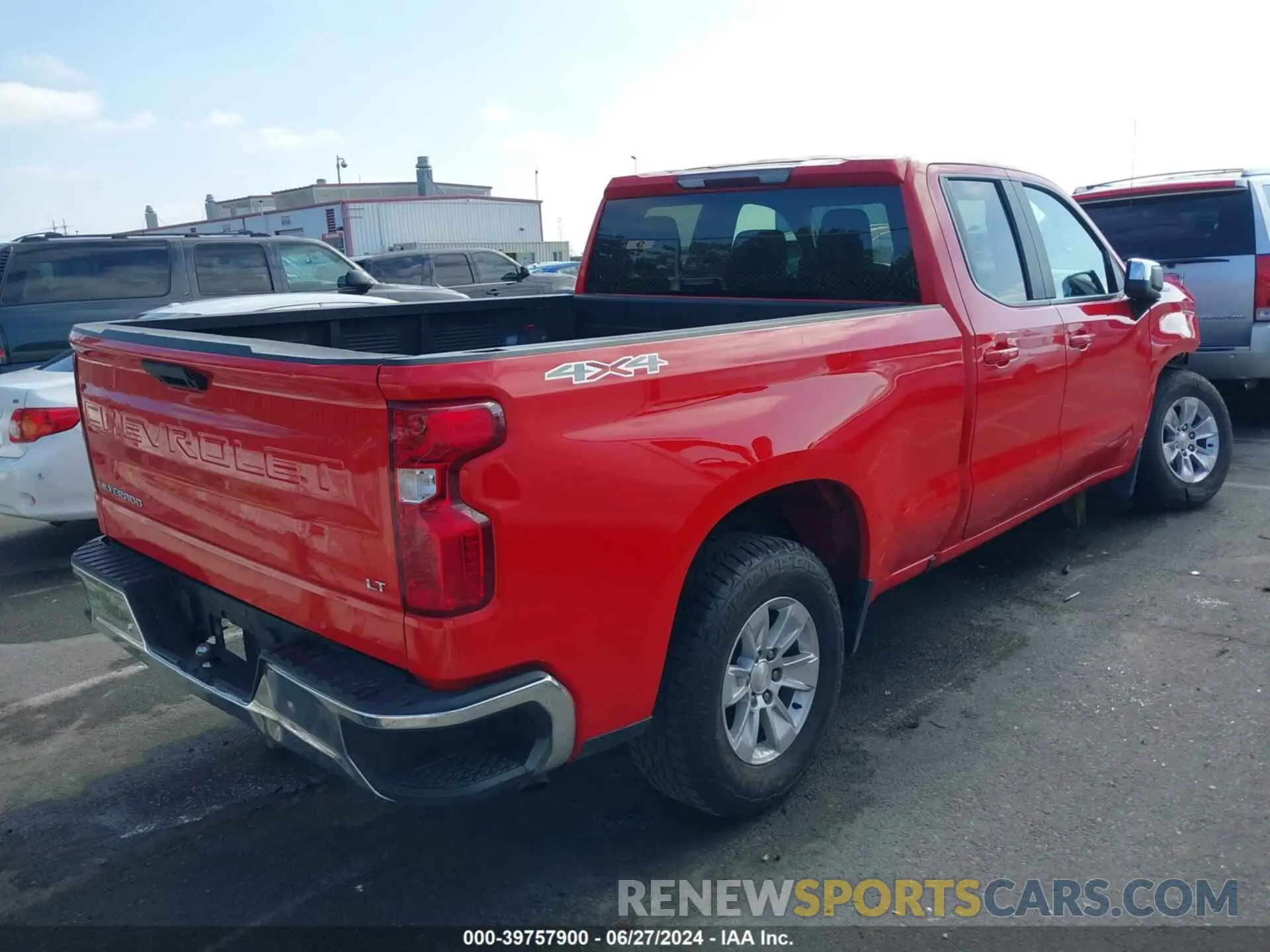 4 Photograph of a damaged car 1GCRYDED3LZ173515 CHEVROLET SILVERADO 1500 2020