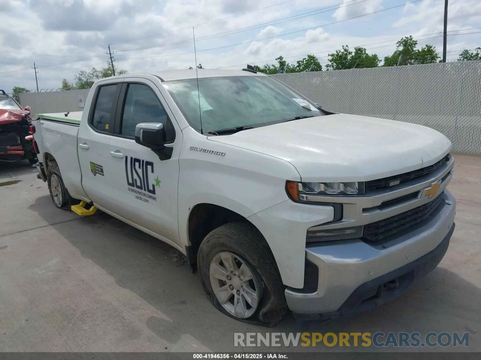 1 Фотография поврежденного автомобиля 1GCRYDED4LZ192137 CHEVROLET SILVERADO 1500 2020