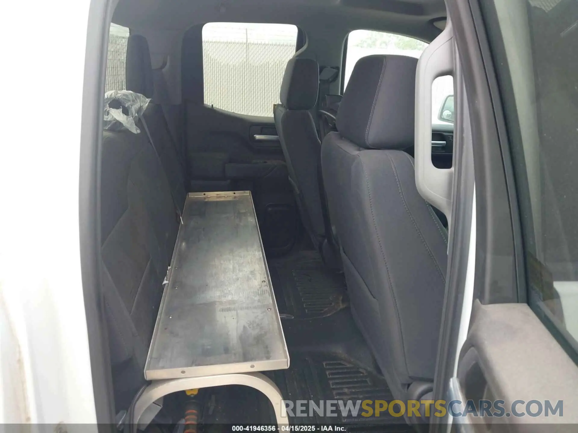 8 Фотография поврежденного автомобиля 1GCRYDED4LZ192137 CHEVROLET SILVERADO 1500 2020
