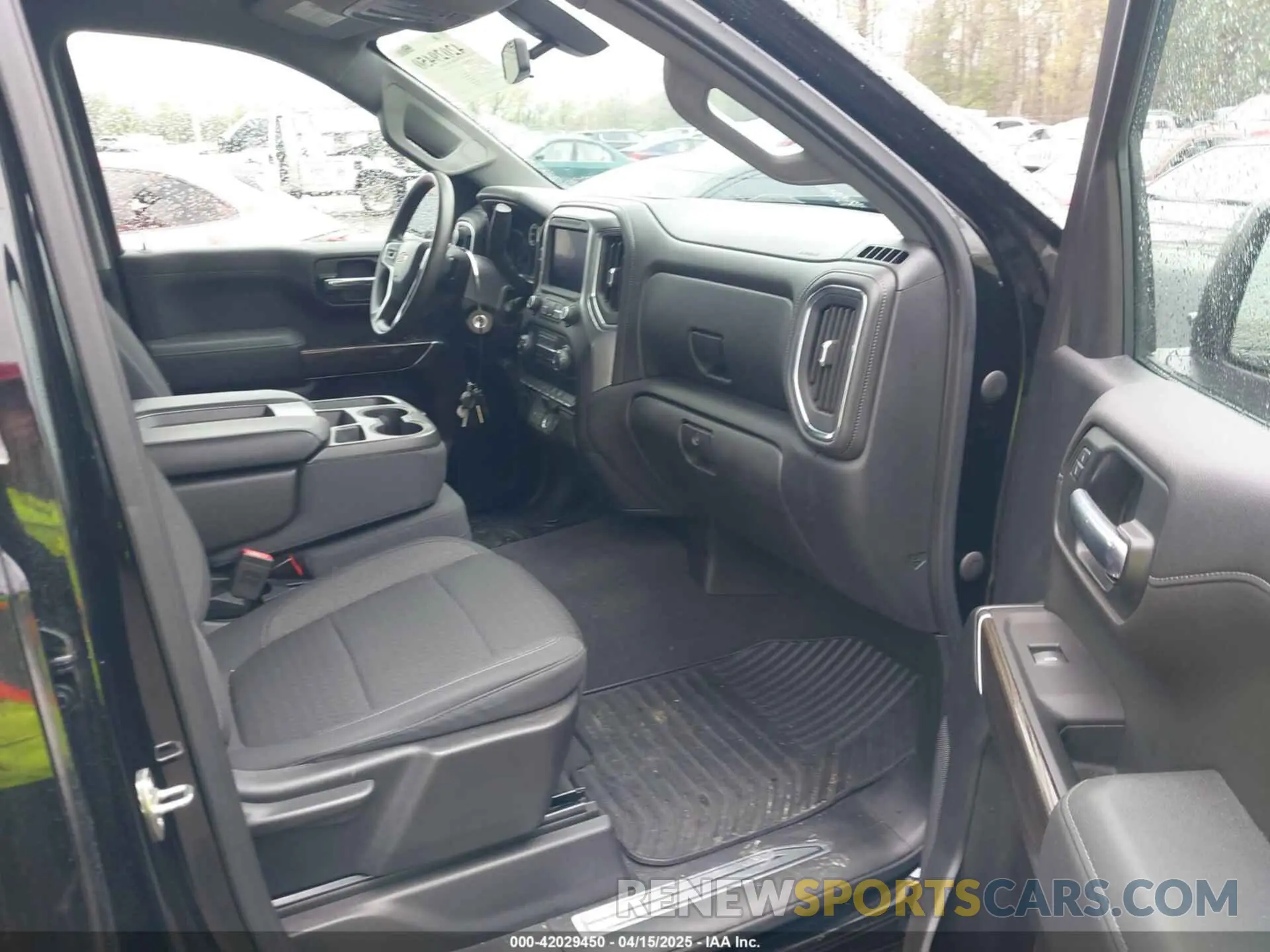 5 Photograph of a damaged car 1GCRYDED9LZ200989 CHEVROLET SILVERADO 1500 2020