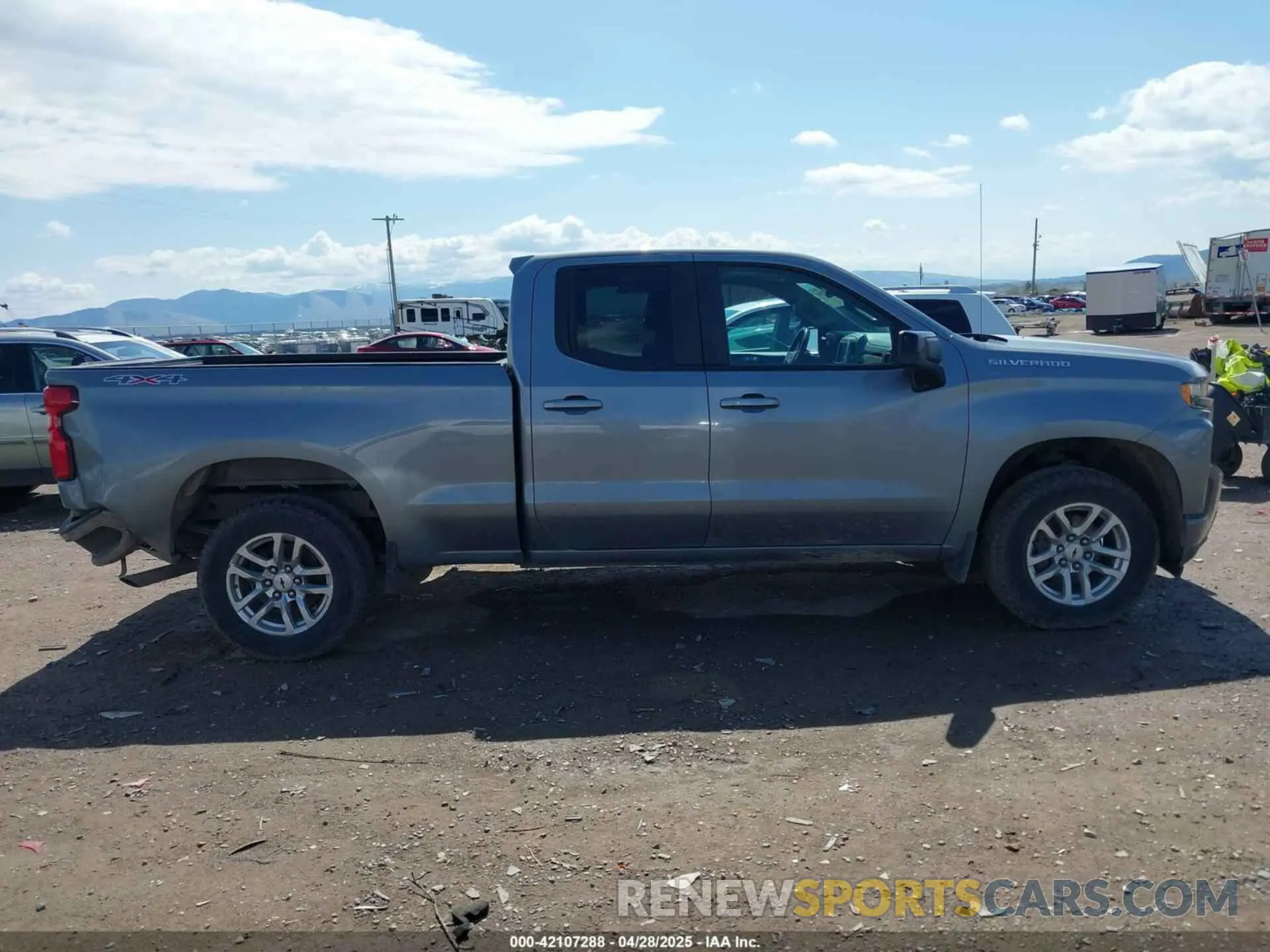 13 Photograph of a damaged car 1GCRYEED7LZ266933 CHEVROLET SILVERADO 1500 2020