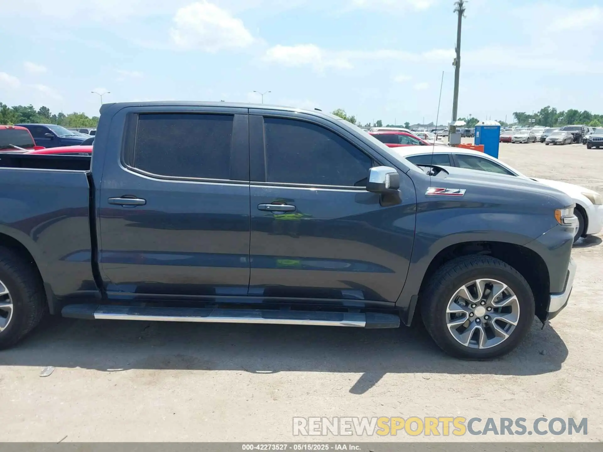 12 Фотография поврежденного автомобиля 1GCUYDED1LZ239795 CHEVROLET SILVERADO 1500 2020