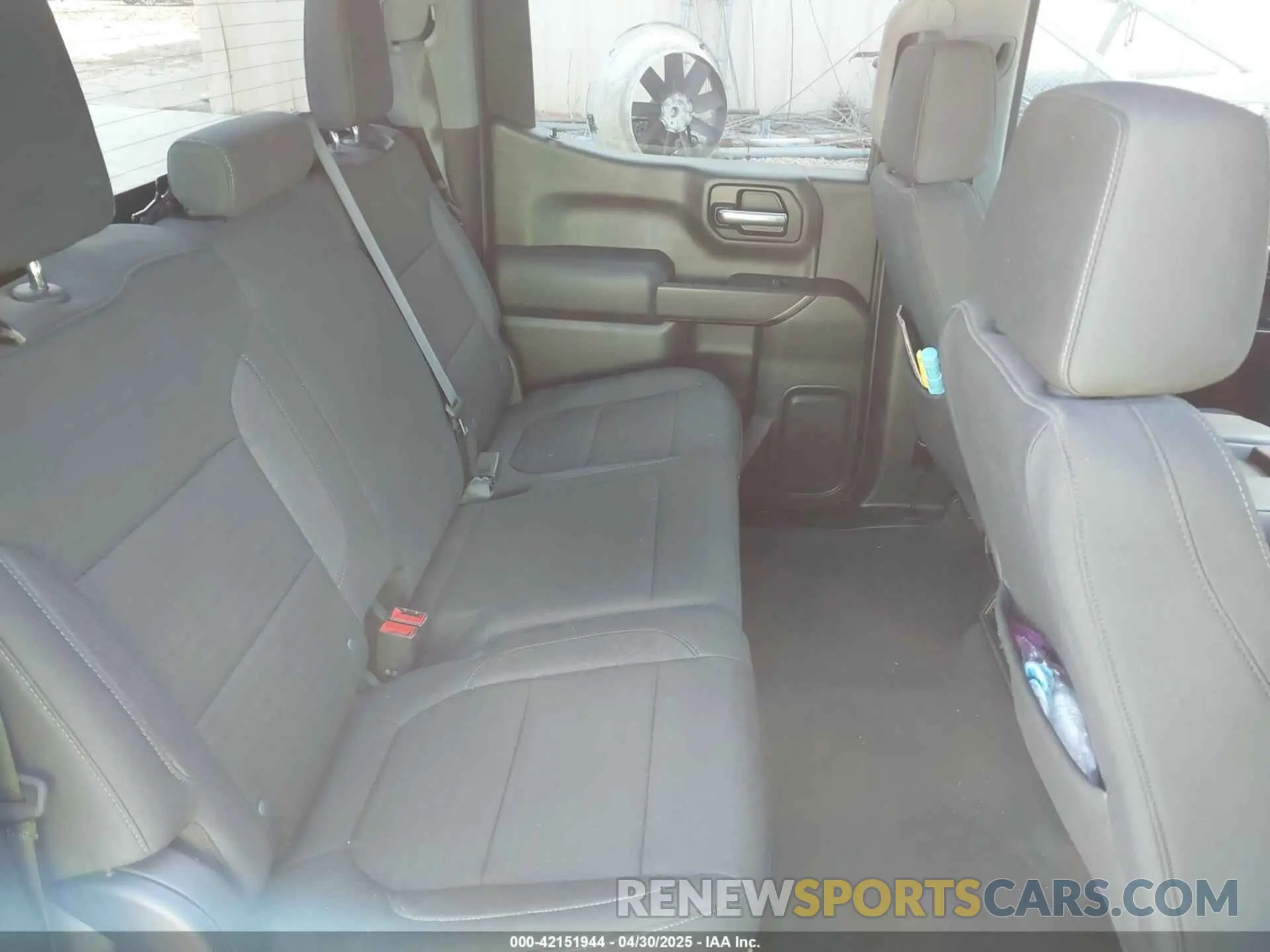 8 Фотография поврежденного автомобиля 1GCUYDED1LZ308596 CHEVROLET SILVERADO 1500 2020