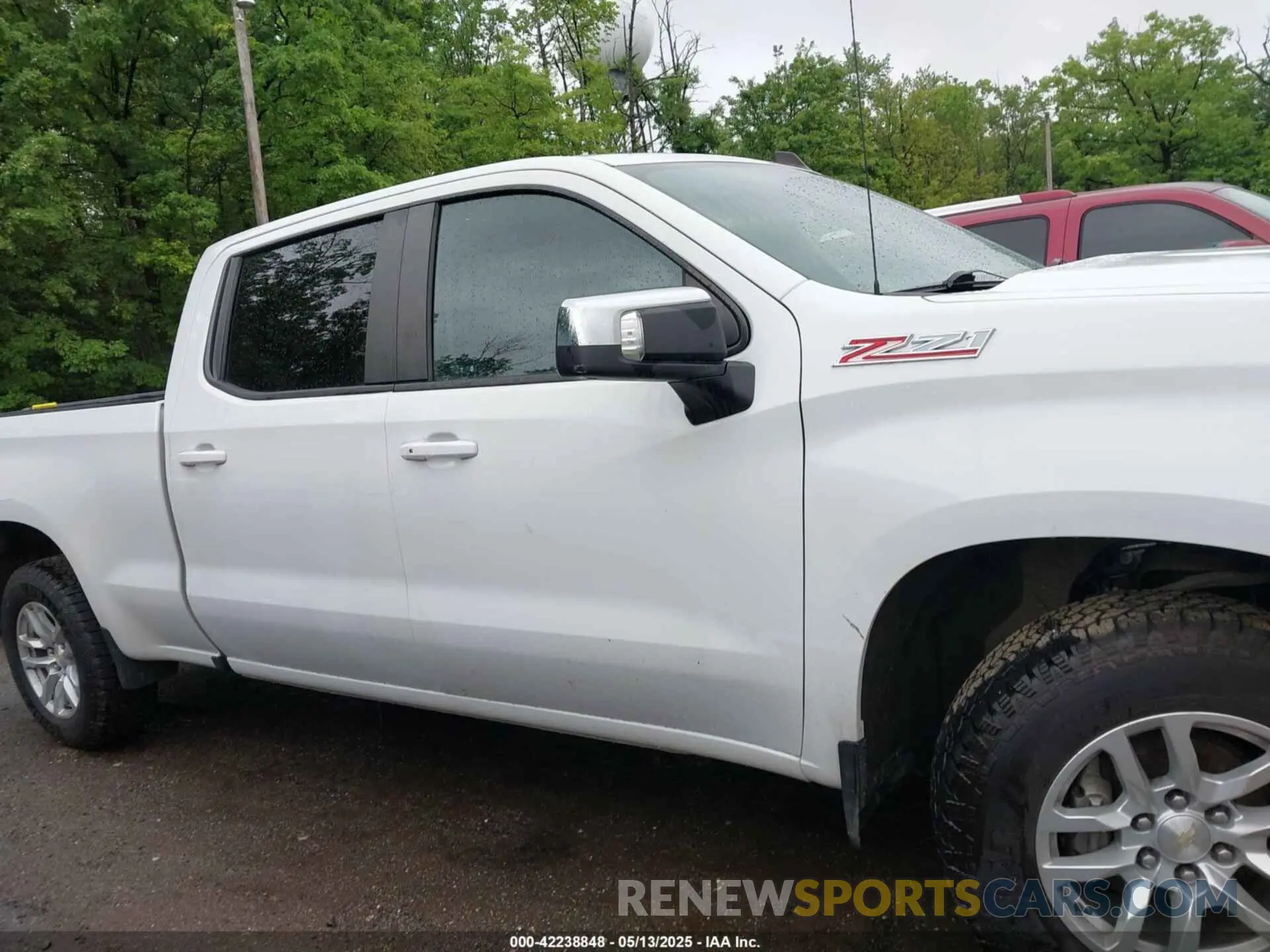 13 Фотография поврежденного автомобиля 1GCUYDED6LZ204024 CHEVROLET SILVERADO 1500 2020