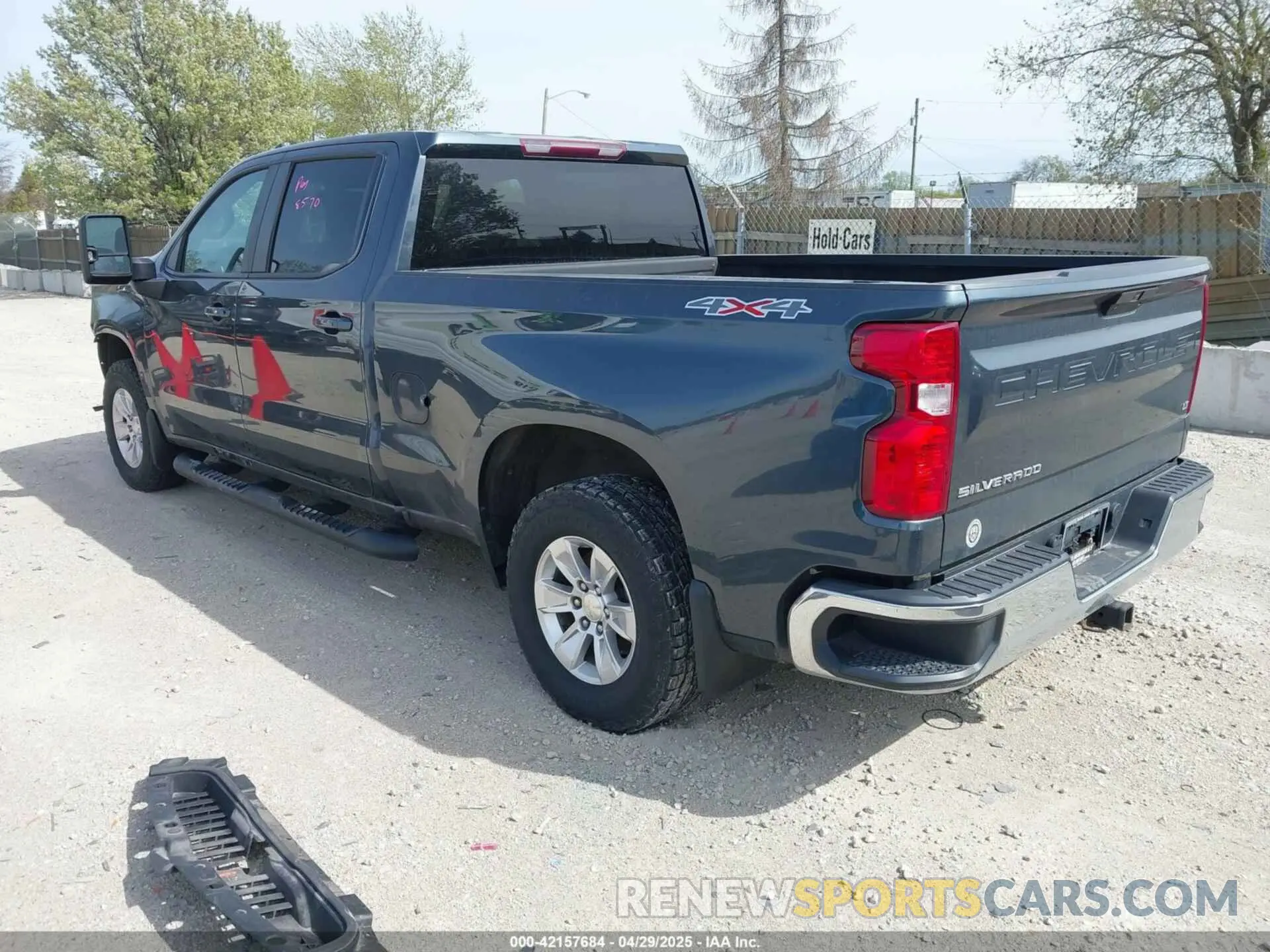 3 Фотография поврежденного автомобиля 1GCUYDET3LZ181454 CHEVROLET SILVERADO 1500 2020