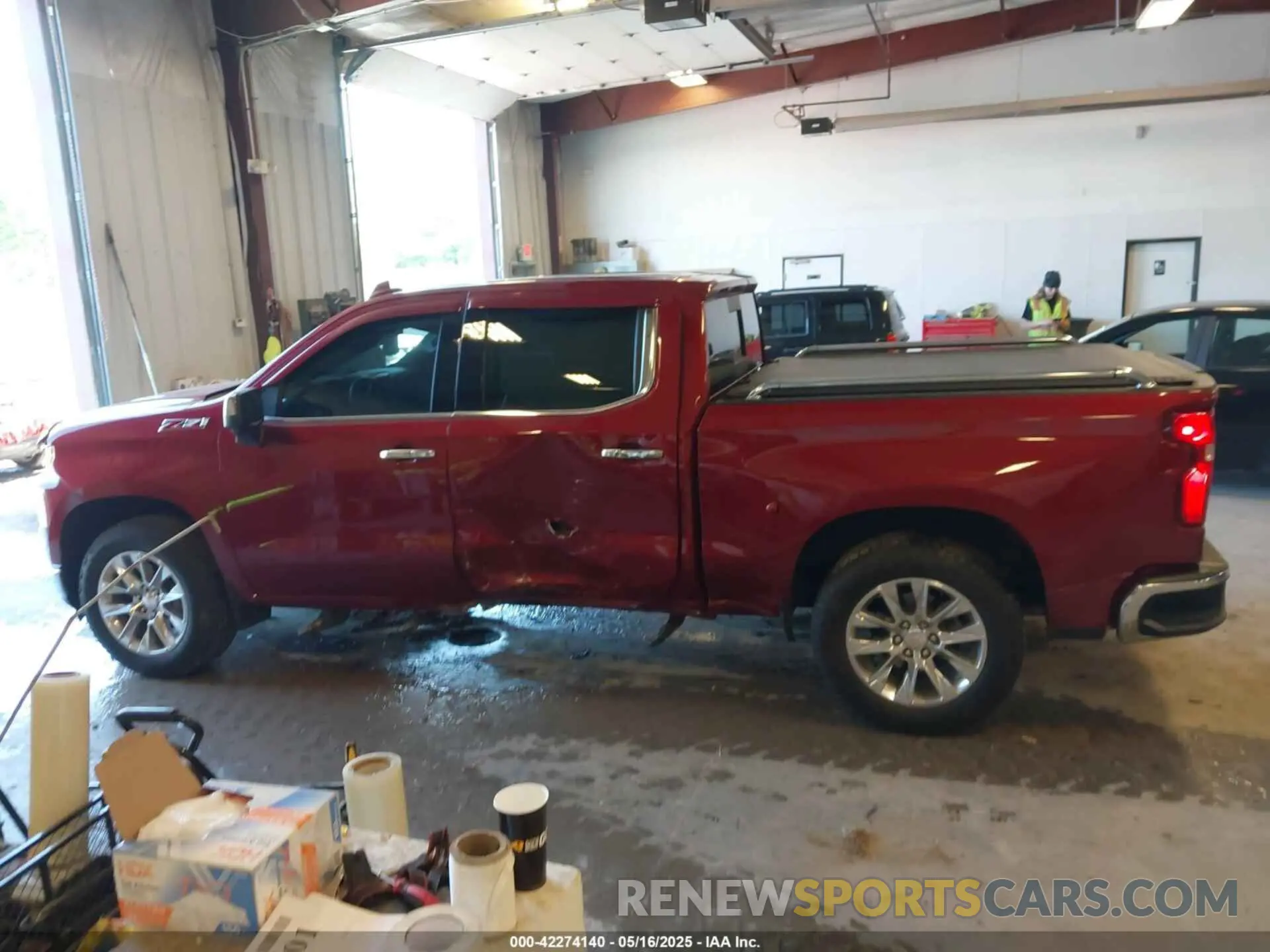 14 Фотография поврежденного автомобиля 1GCUYGED9LZ168928 CHEVROLET SILVERADO 1500 2020