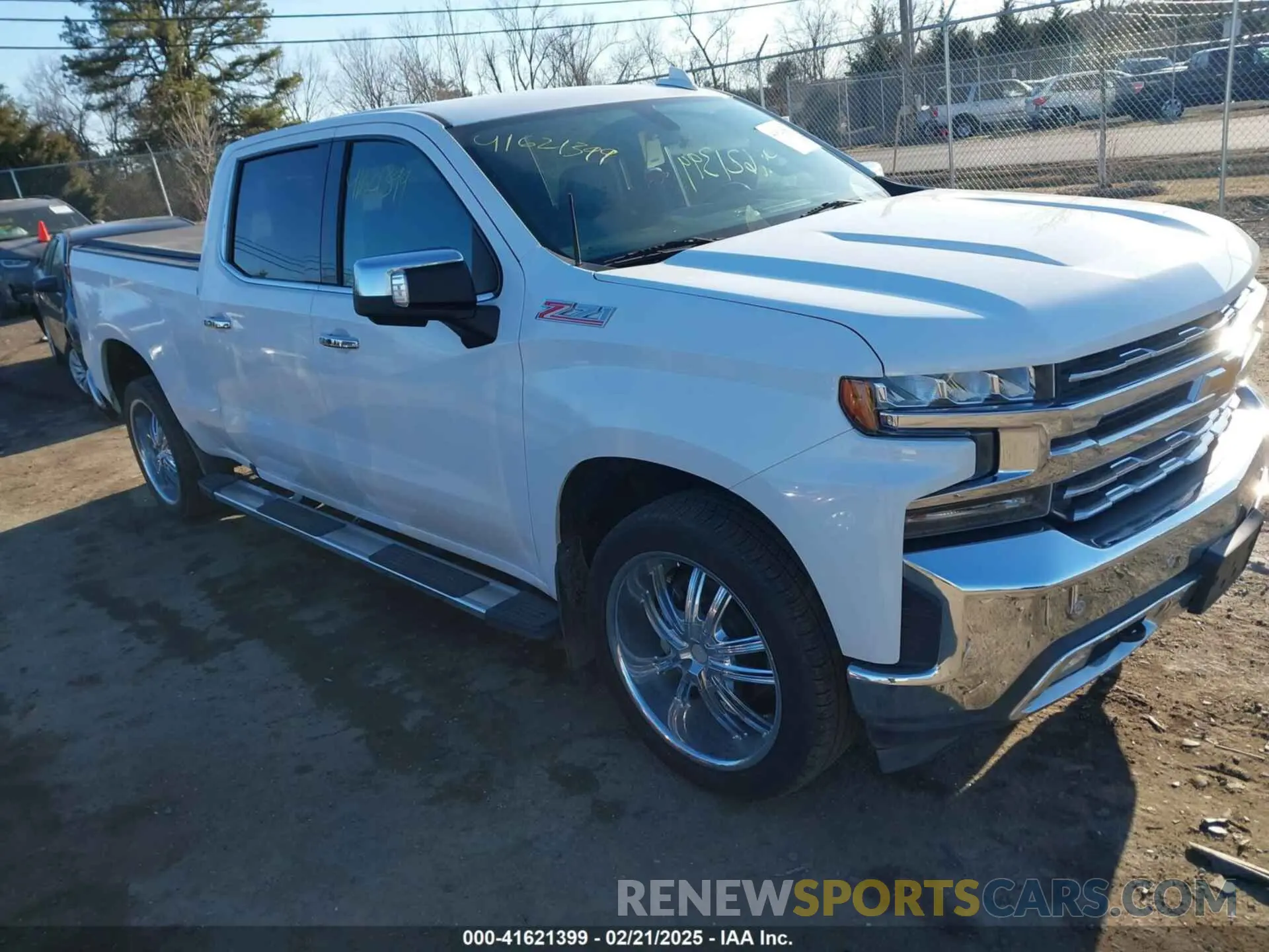 1 Фотография поврежденного автомобиля 1GCUYGEDXLZ177976 CHEVROLET SILVERADO 1500 2020