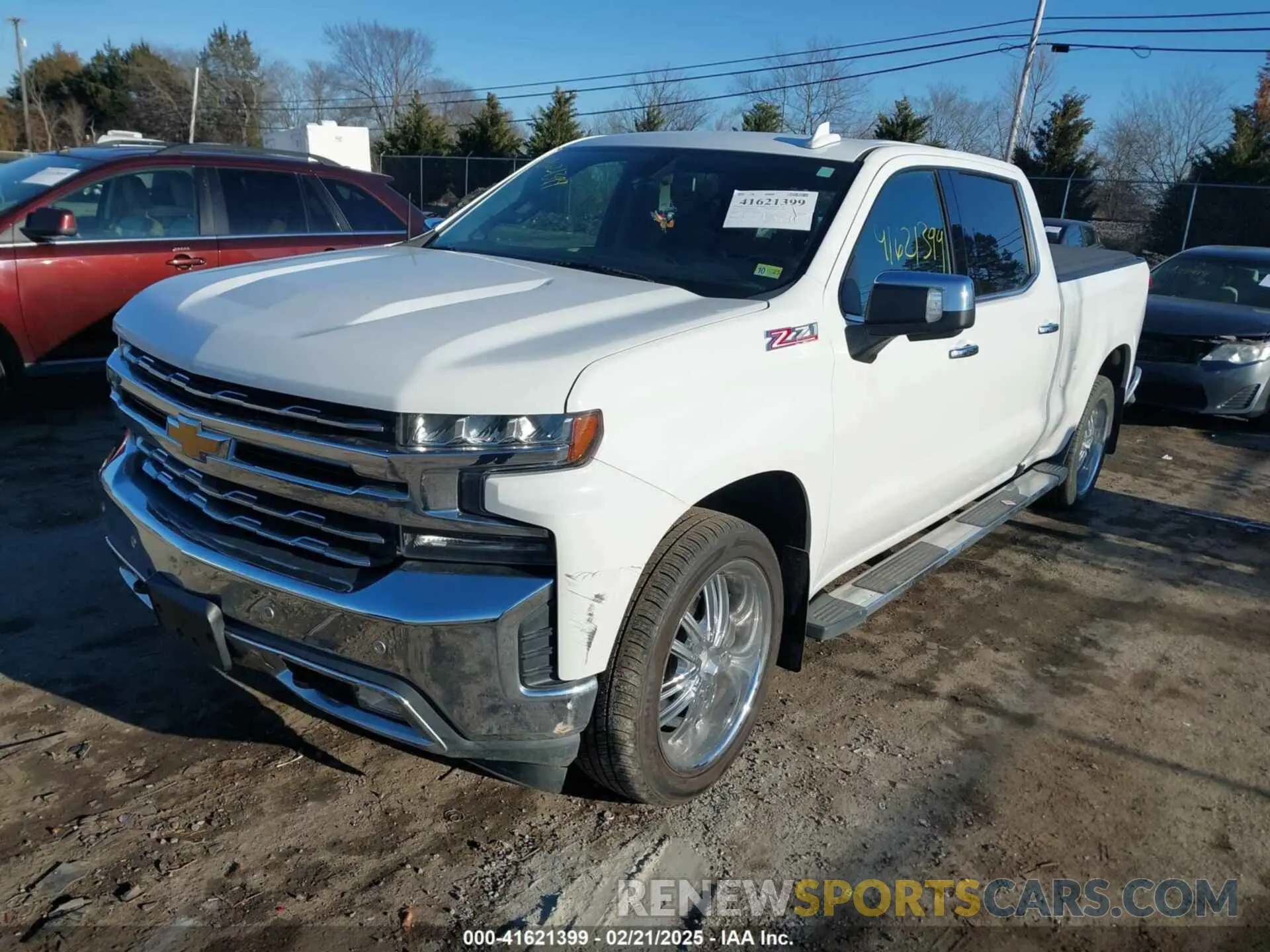 2 Фотография поврежденного автомобиля 1GCUYGEDXLZ177976 CHEVROLET SILVERADO 1500 2020