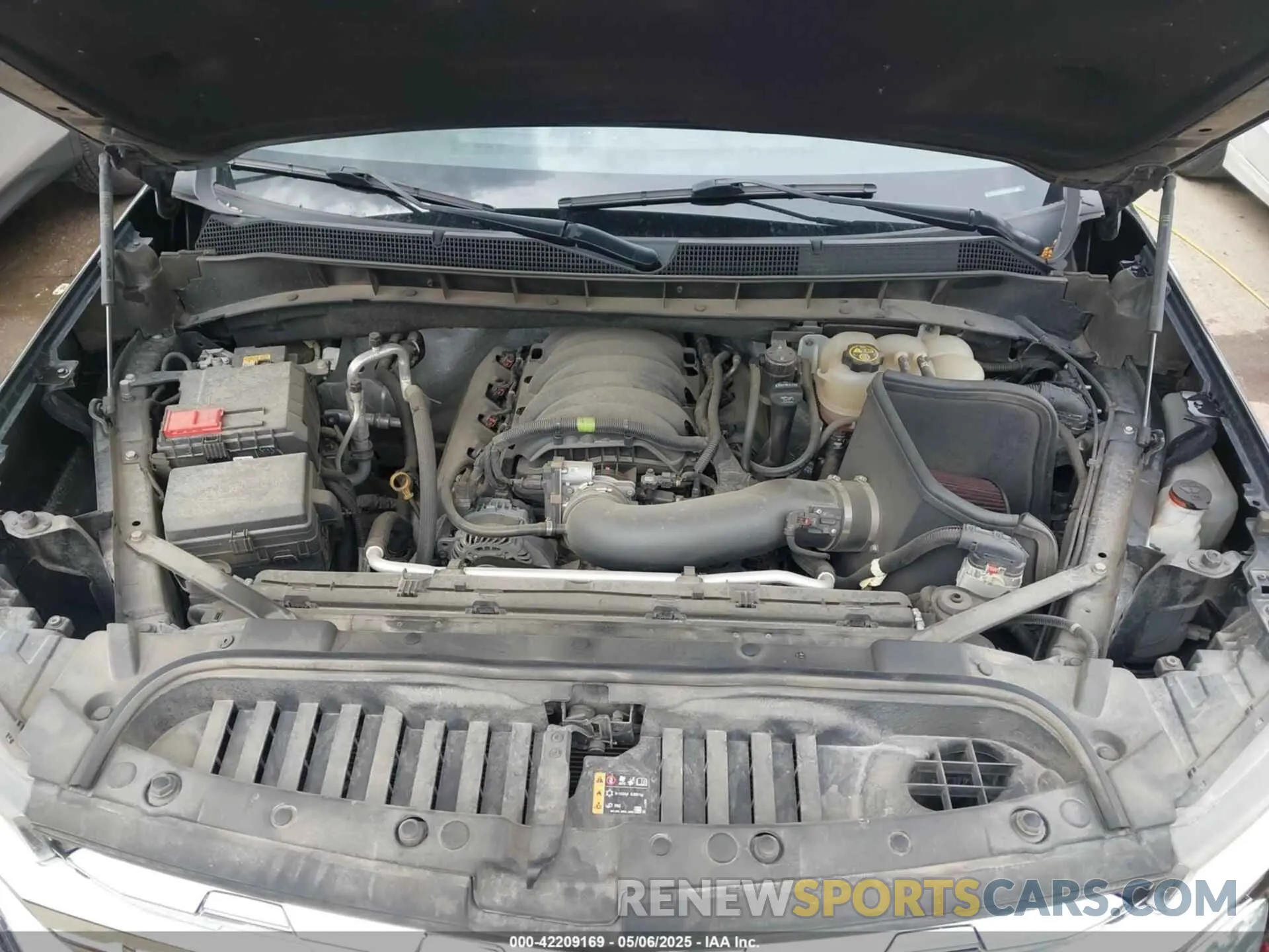 10 Photograph of a damaged car 1GCUYGEDXLZ220759 CHEVROLET SILVERADO 1500 2020