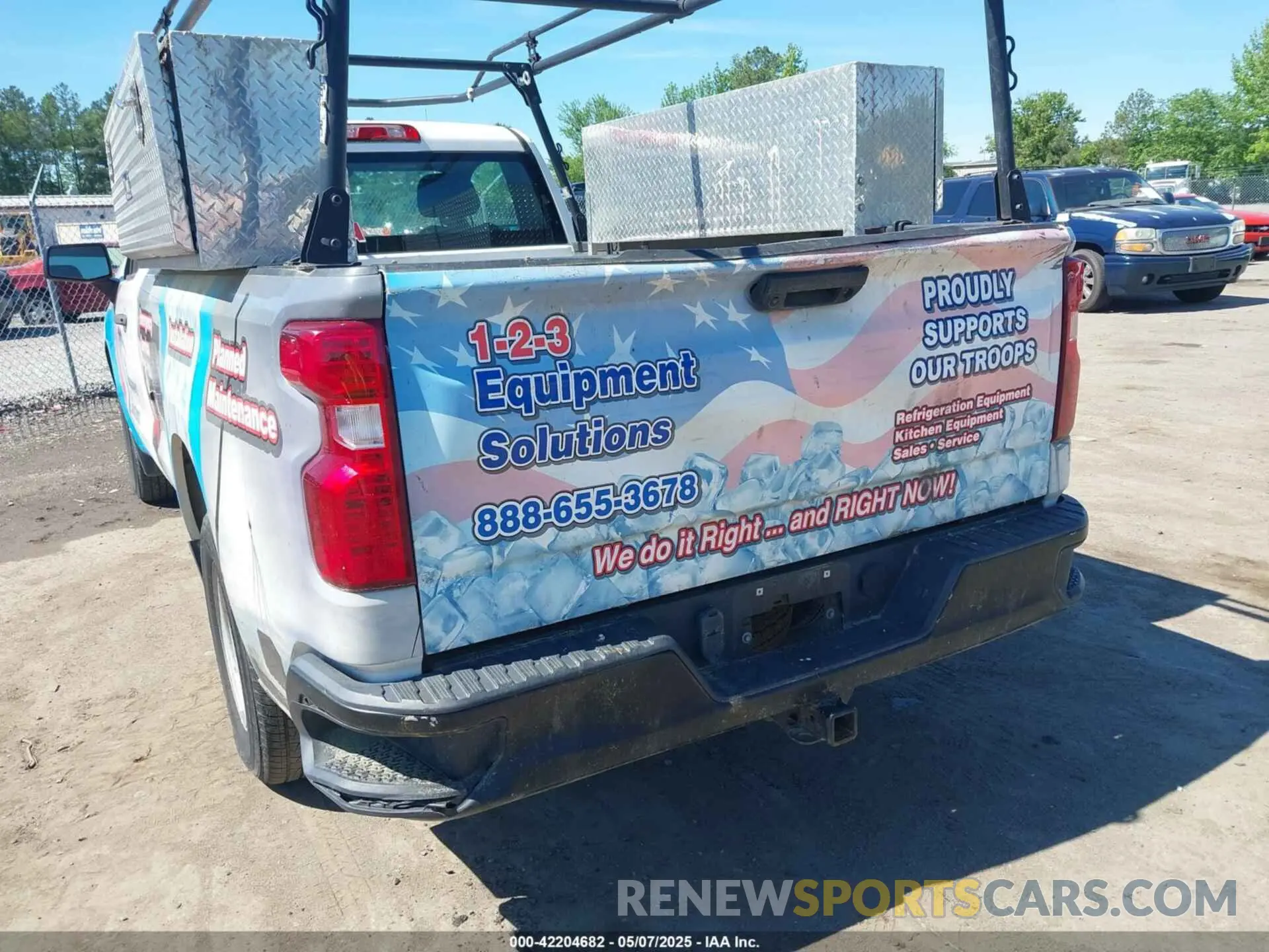 6 Photograph of a damaged car 3GCNWAEHXLG222070 CHEVROLET SILVERADO 1500 2020
