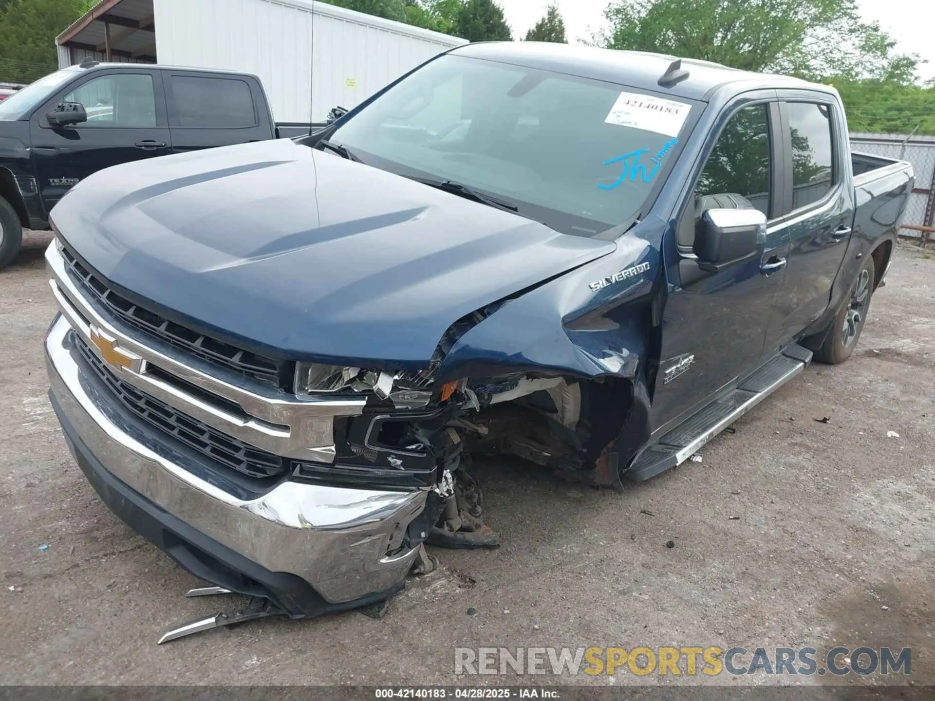 2 Photograph of a damaged car 3GCPWCEDXLG412713 CHEVROLET SILVERADO 1500 2020