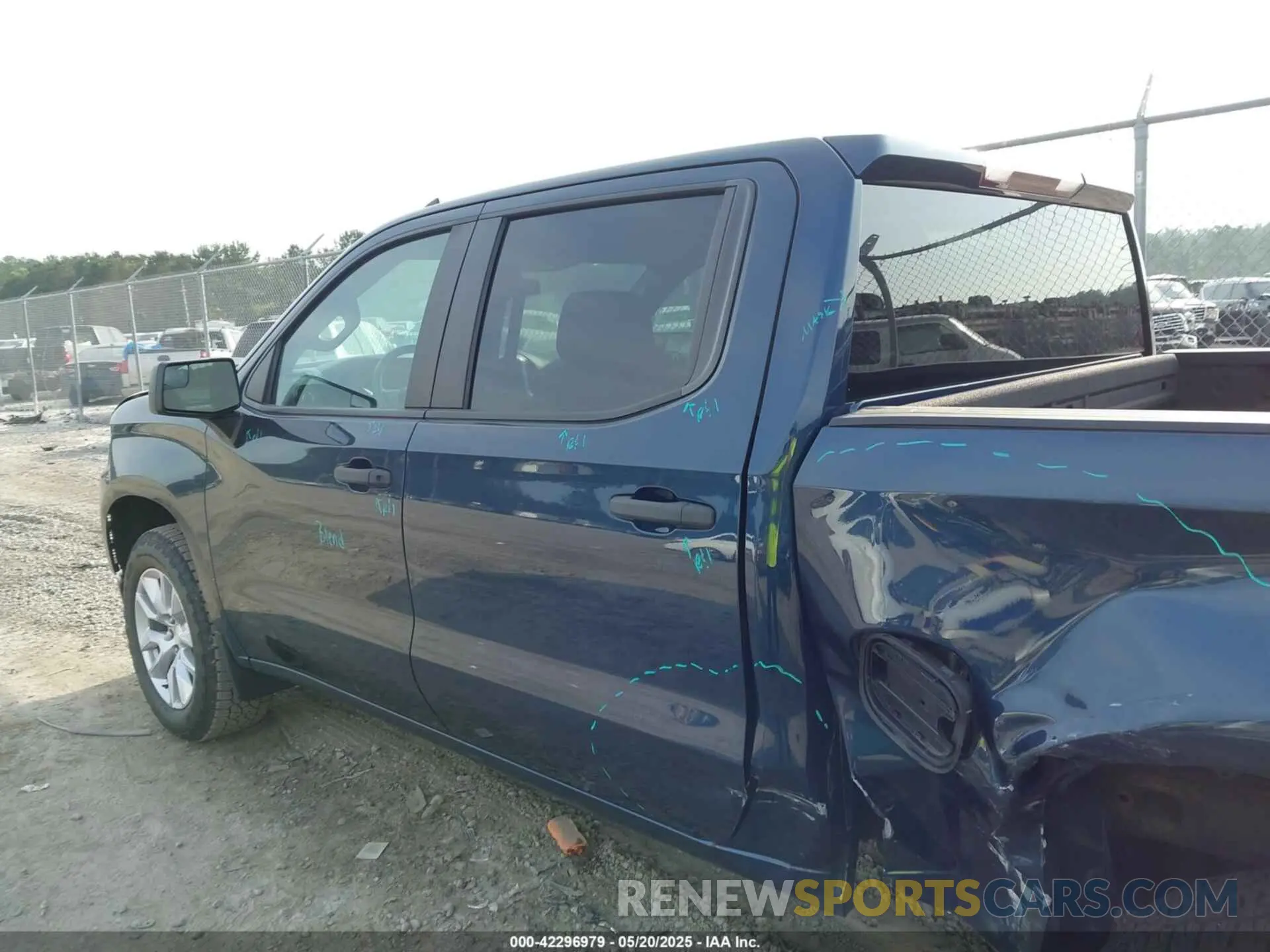 14 Фотография поврежденного автомобиля 3GCPYBEK0LG348099 CHEVROLET SILVERADO 1500 2020