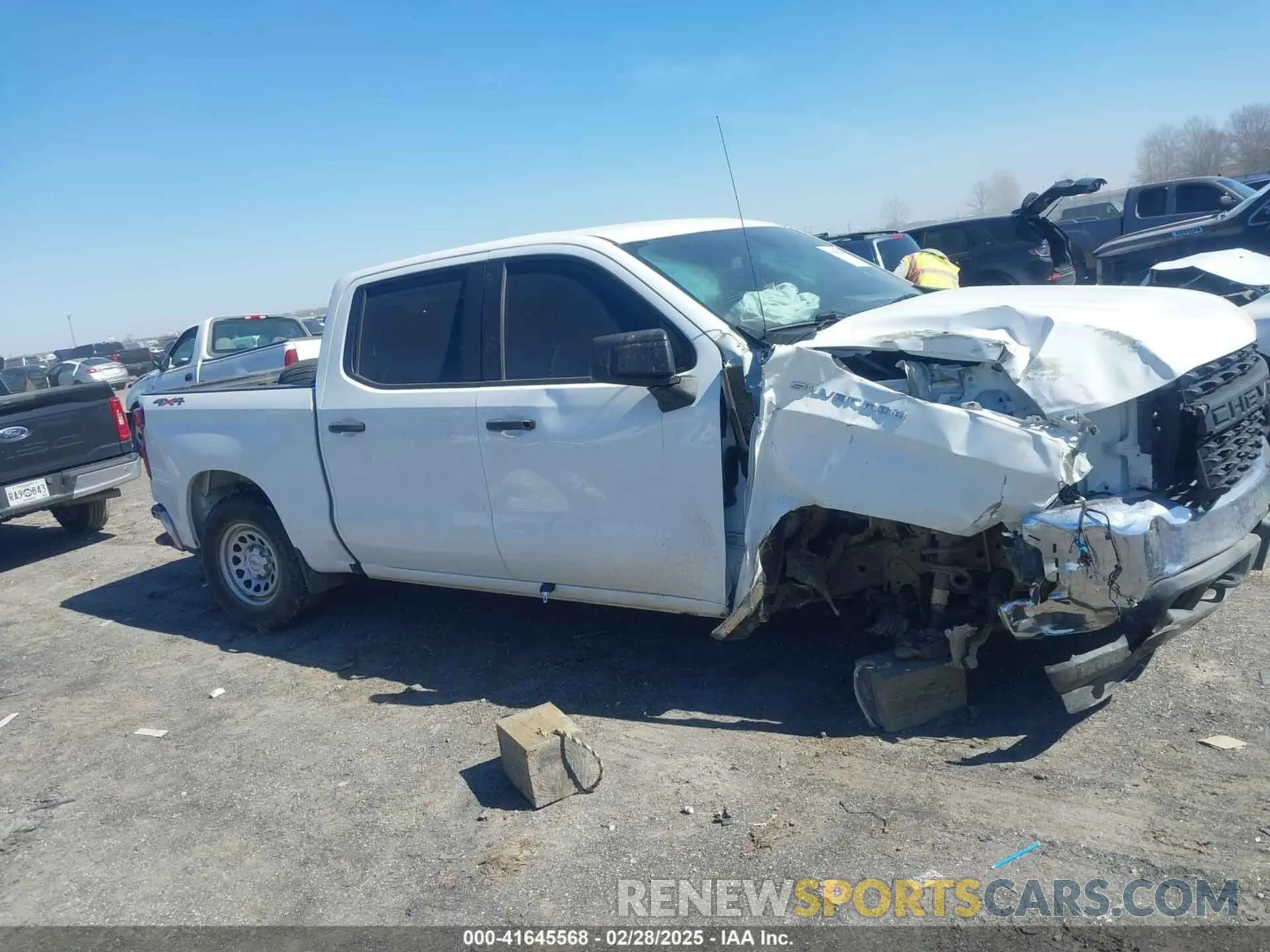 13 Photograph of a damaged car 3GCUYAEF7LG201472 CHEVROLET SILVERADO 1500 2020