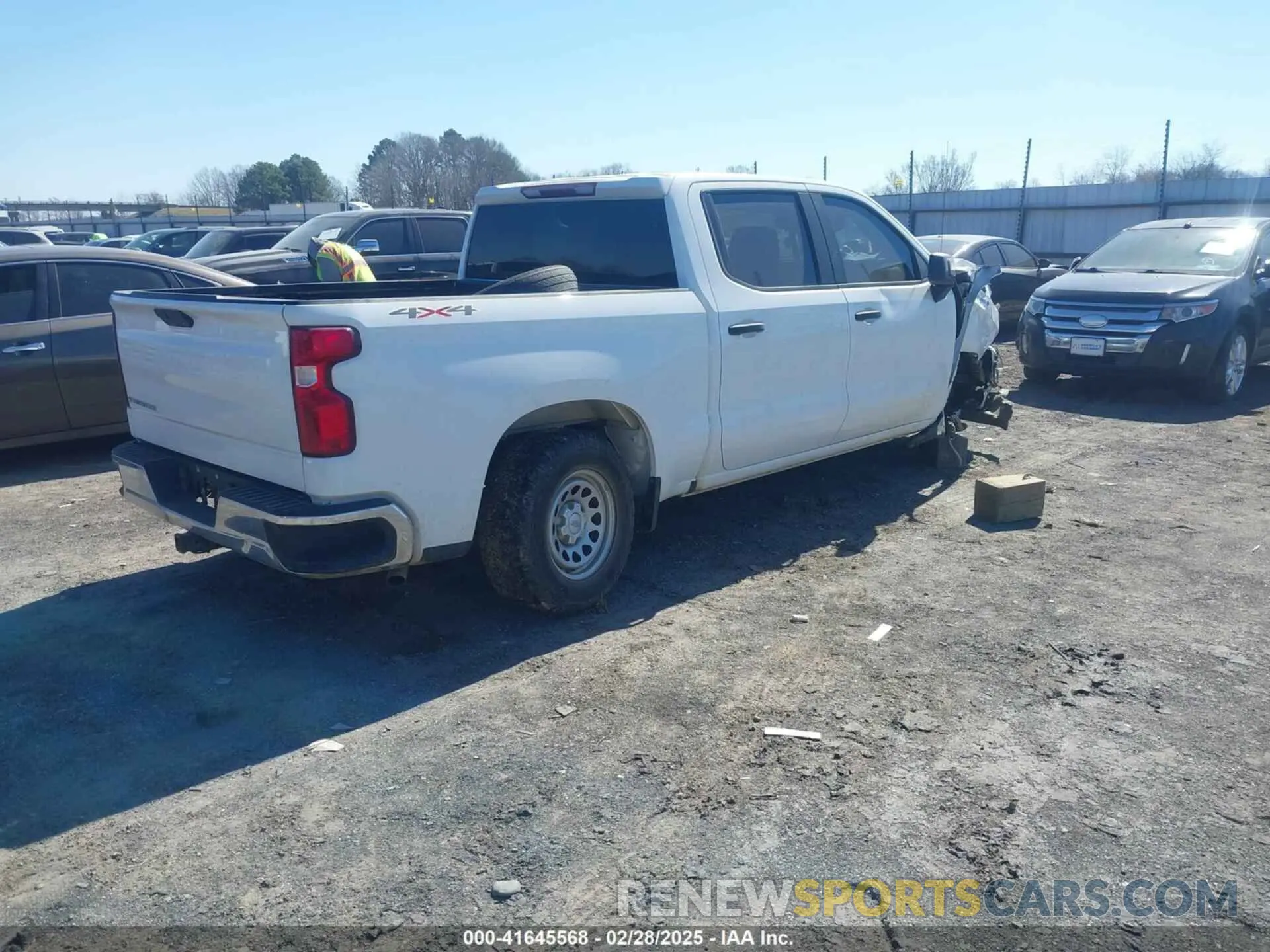 4 Photograph of a damaged car 3GCUYAEF7LG201472 CHEVROLET SILVERADO 1500 2020