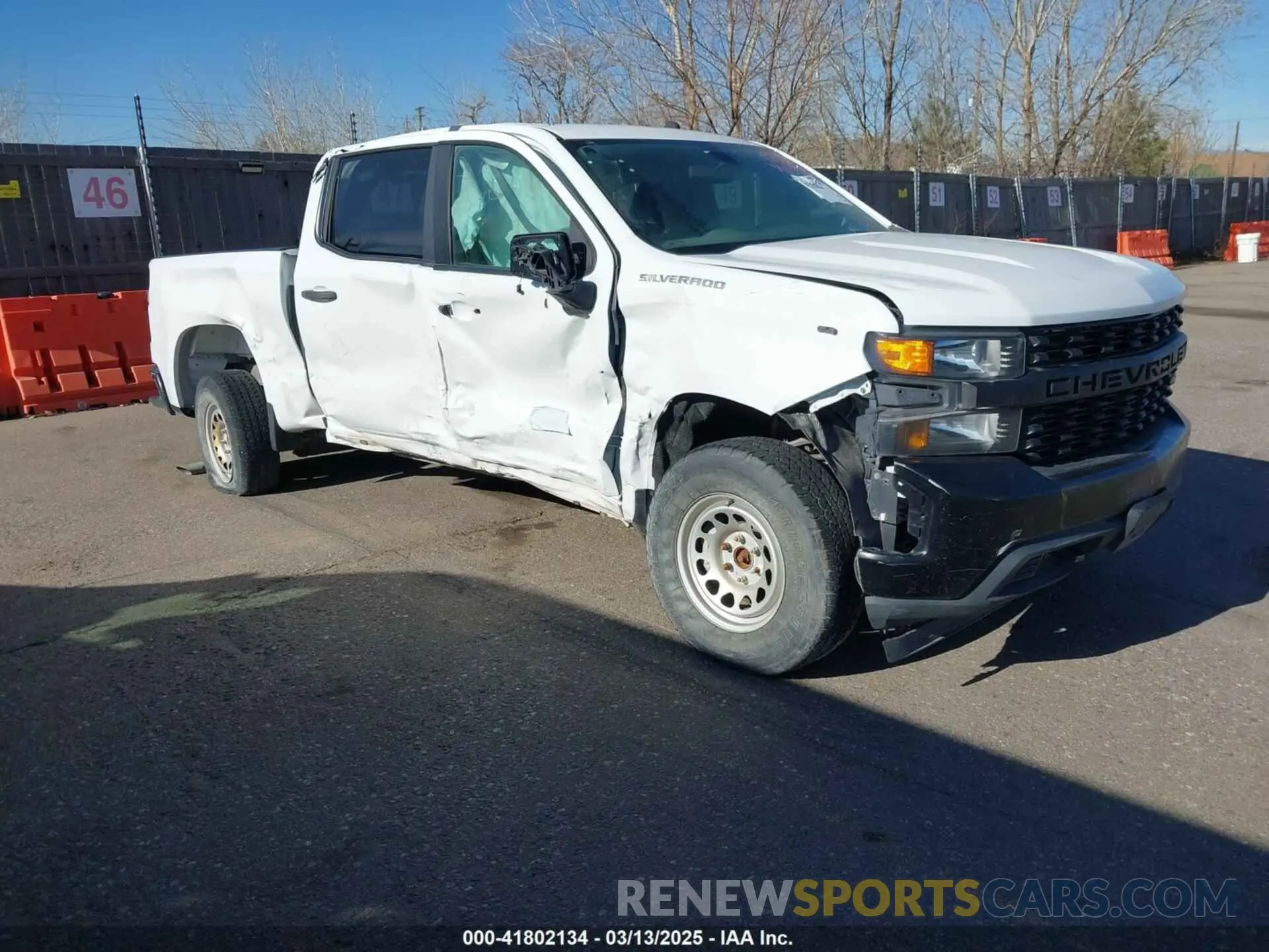 1 Photograph of a damaged car 3GCUYAEF9LG343080 CHEVROLET SILVERADO 1500 2020