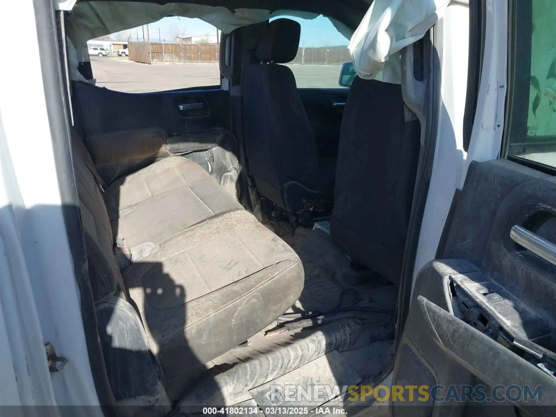 8 Photograph of a damaged car 3GCUYAEF9LG343080 CHEVROLET SILVERADO 1500 2020