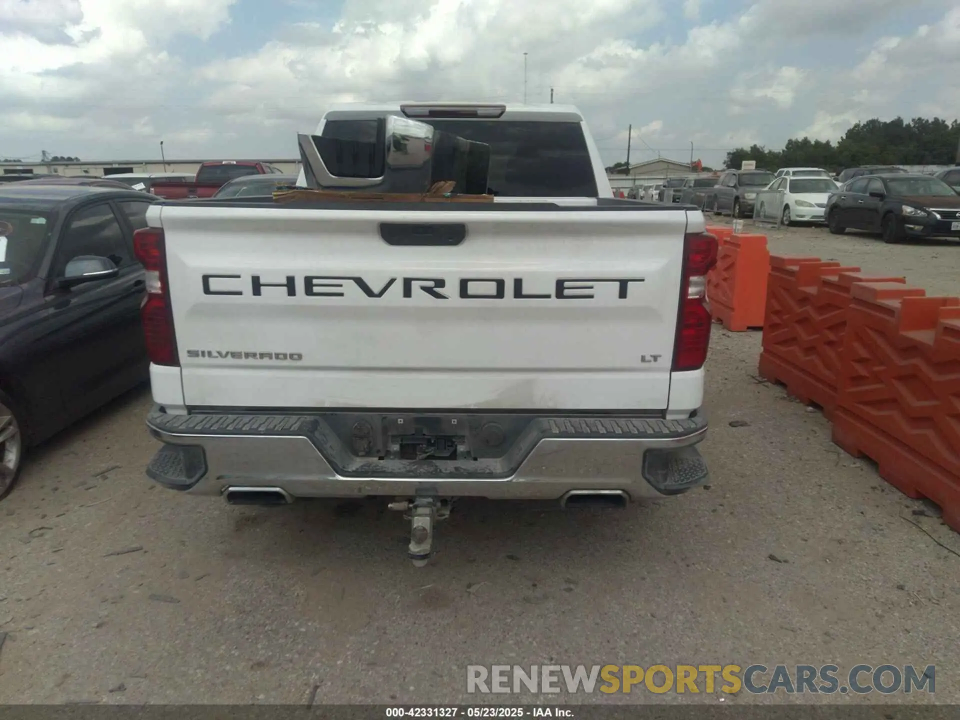 16 Photograph of a damaged car 3GCUYDED6LG172076 CHEVROLET SILVERADO 1500 2020