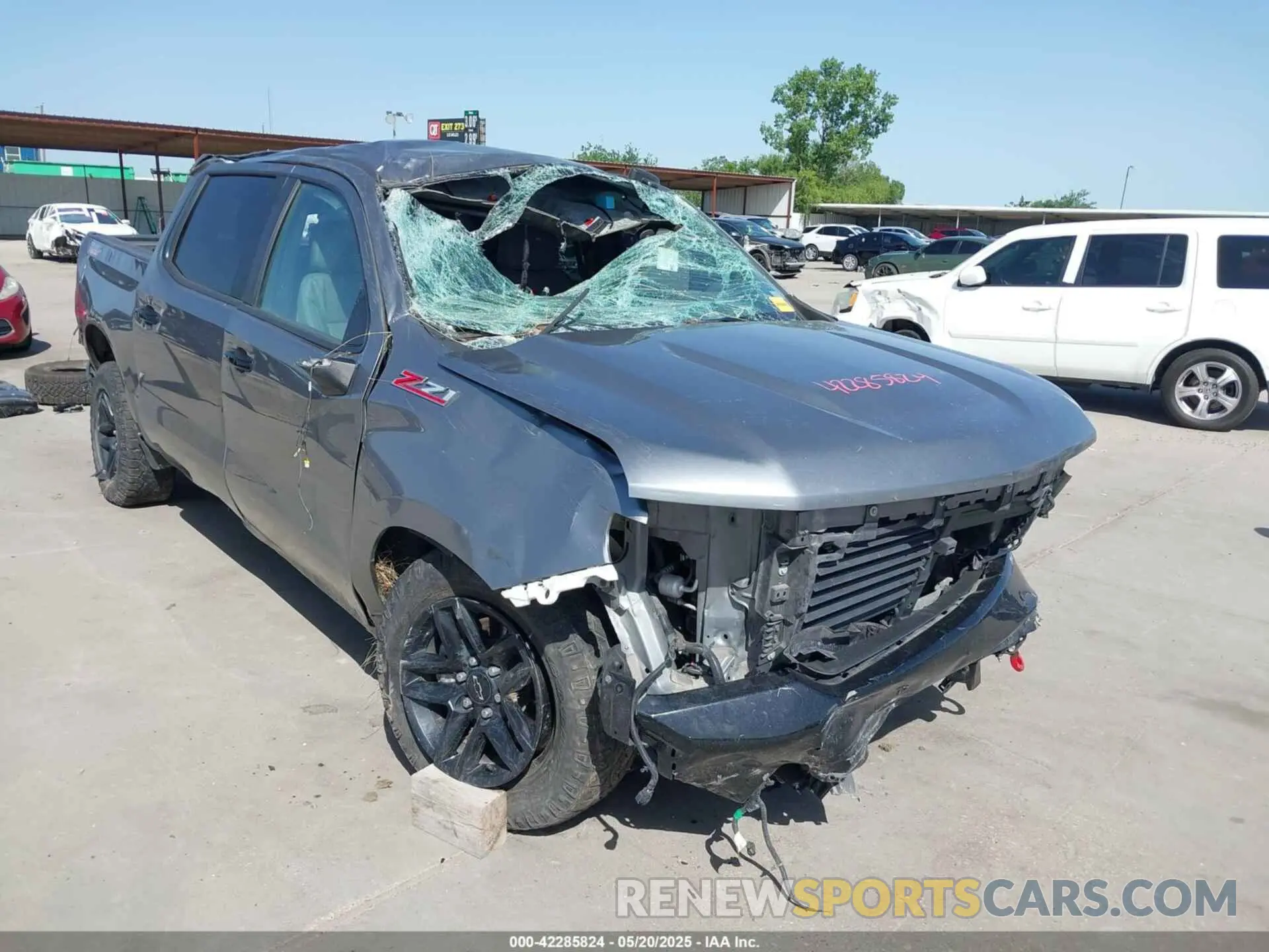 1 Photograph of a damaged car 3GCUYDEDXLG270432 CHEVROLET SILVERADO 1500 2020