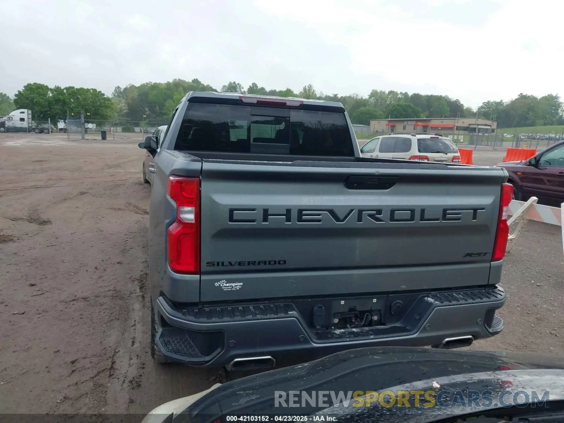 16 Фотография поврежденного автомобиля 3GCUYEED0LG416746 CHEVROLET SILVERADO 1500 2020
